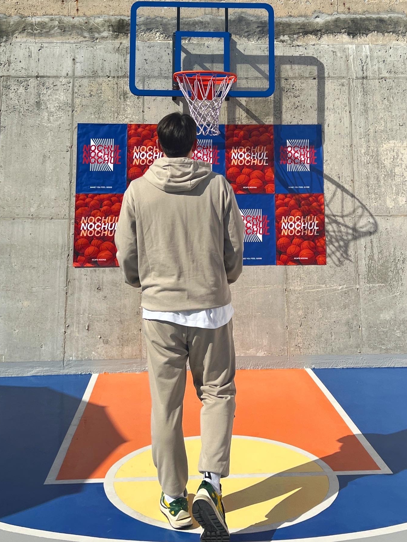 Nike x Sacai VaporWaffle Tour Yellow & Gorge Green Sail 착용 스타일 - 1
