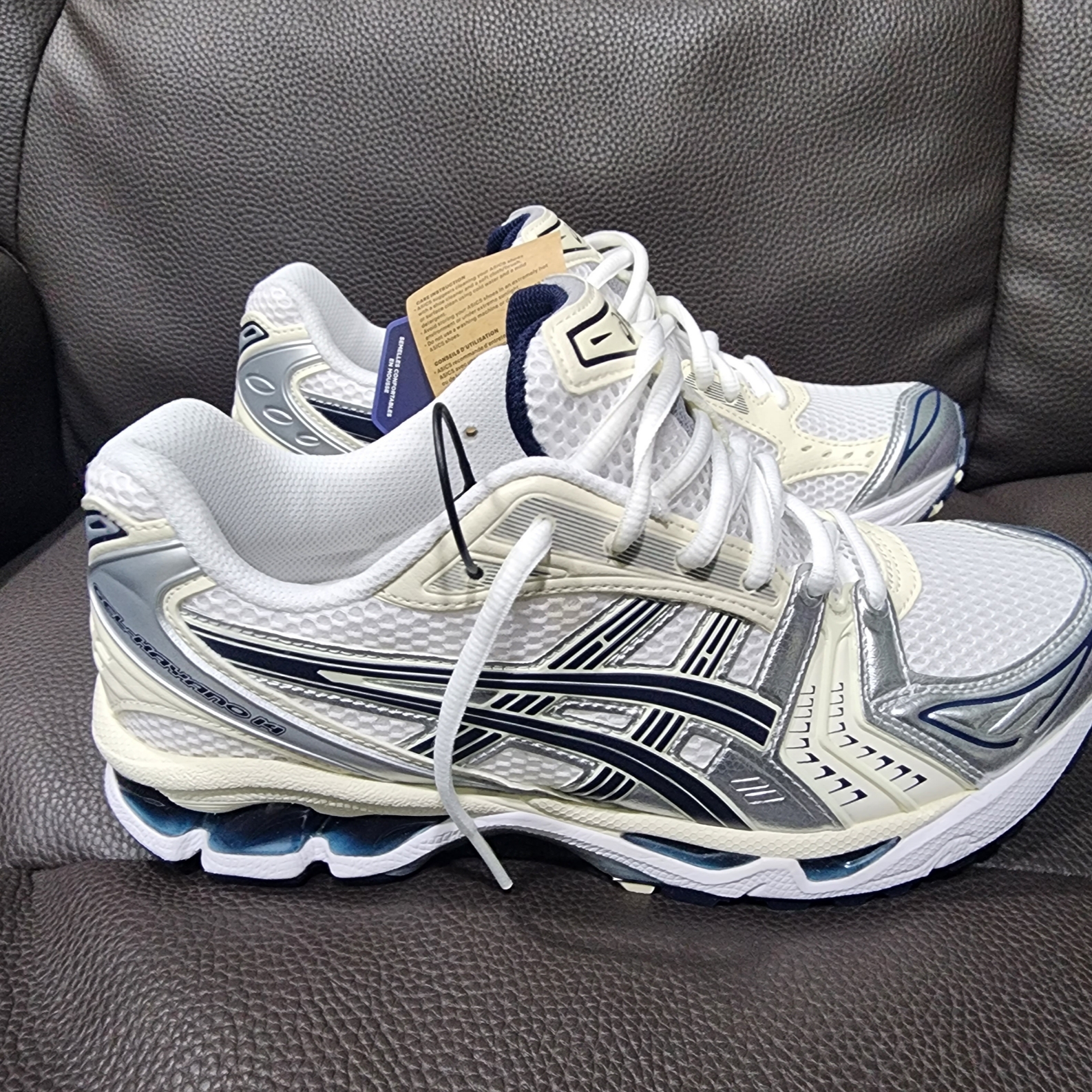 (W) Asics Gel-Kayano 14 White Midnight 착용 스타일 - 3