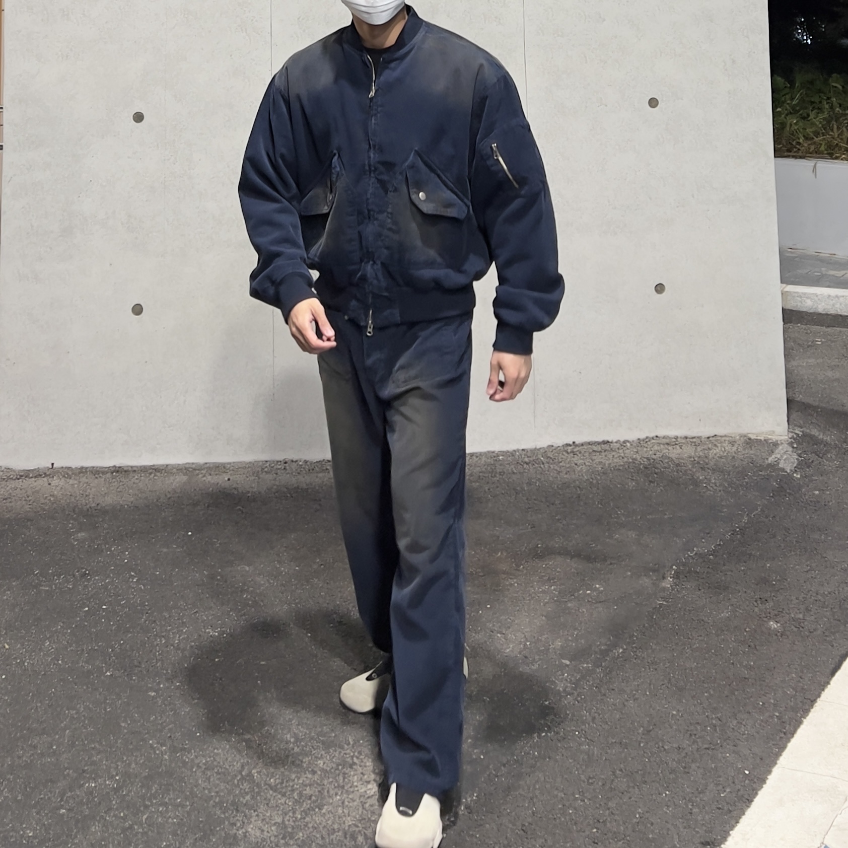 Oakley Factory Team x Brain Dead Flesh Milk Black 착용 스타일 - 3