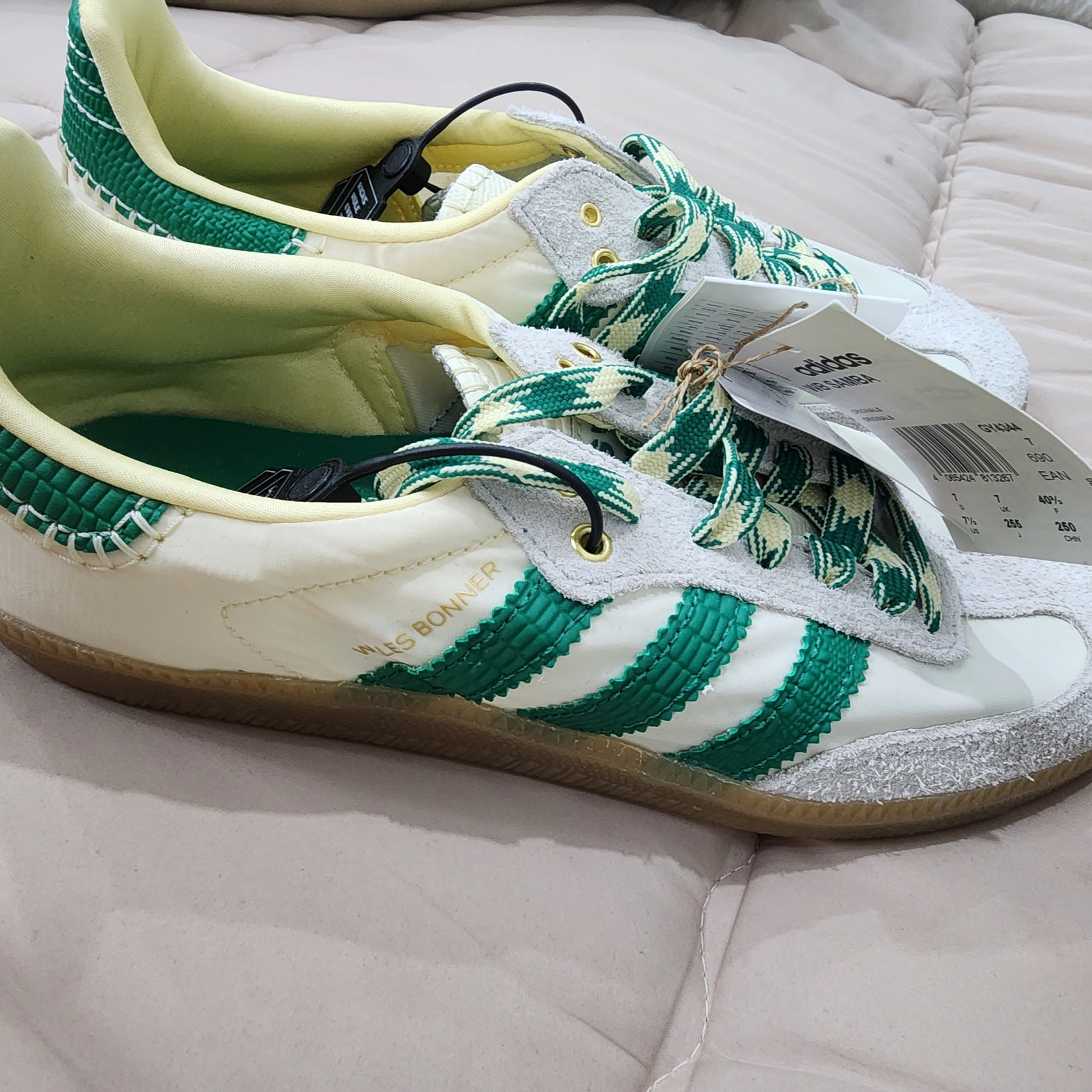 Adidas x Wales Bonner Samba Cream Green 착용 스타일 - 4
