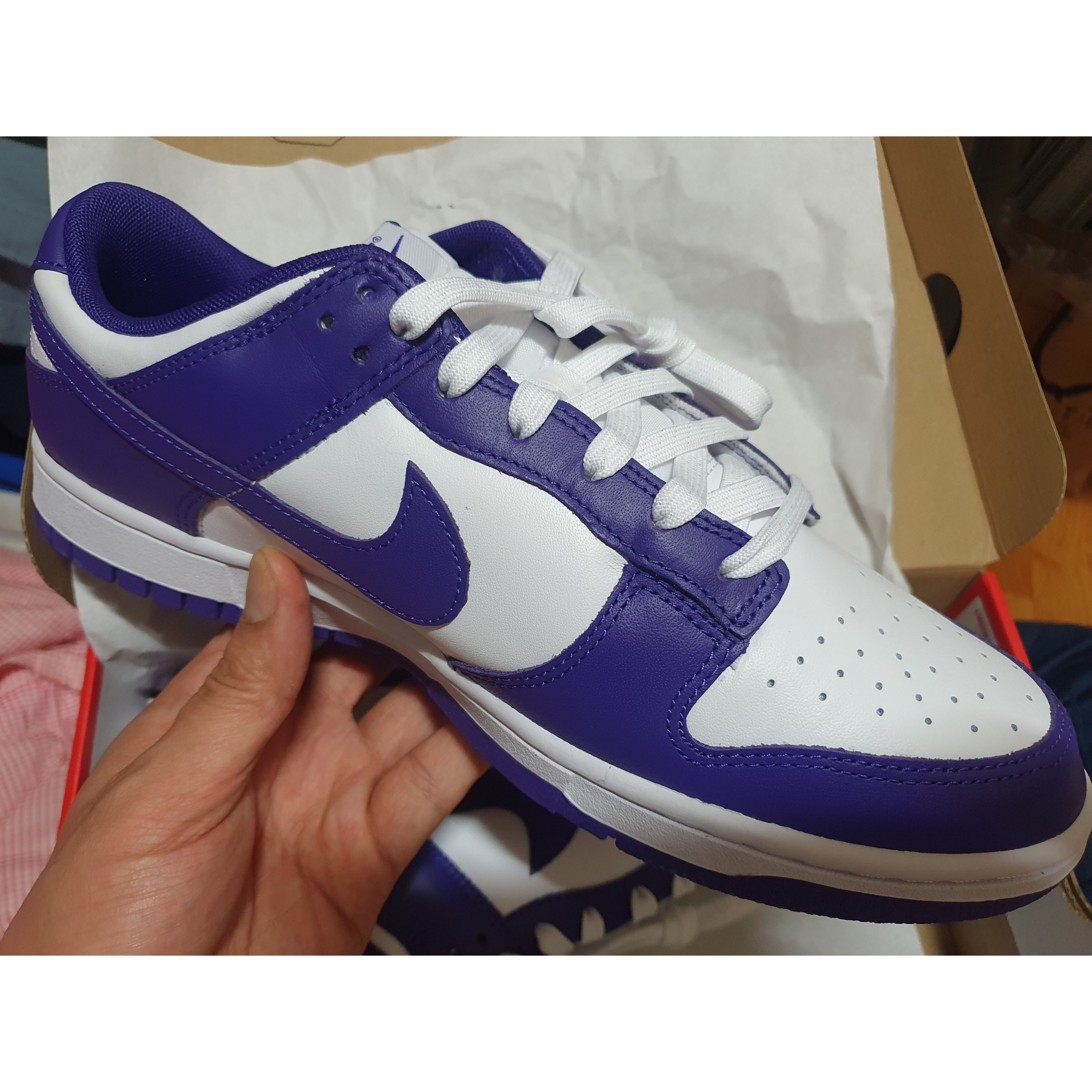 Nike Dunk Low Retro Championship Court Purple 착용 스타일 - 2
