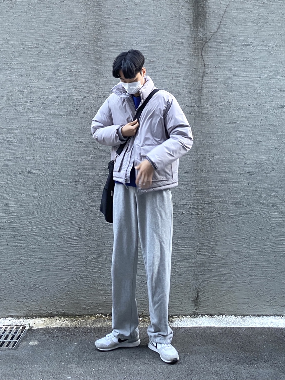 Nike Air Vortex Wolf Grey Blue Force 착용 스타일