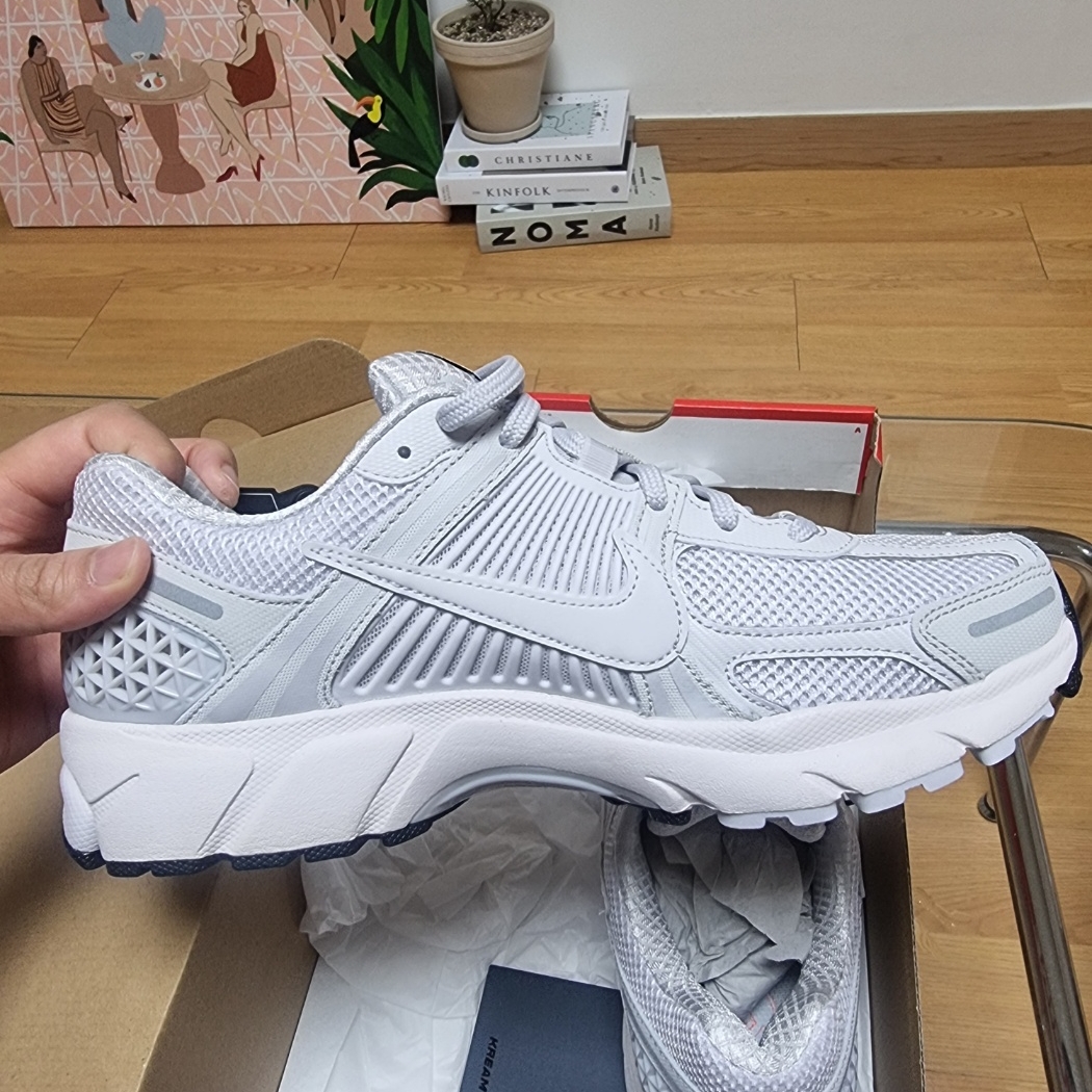 Nike Zoom Vomero 5 SP Vast Grey 2023 착용 스타일