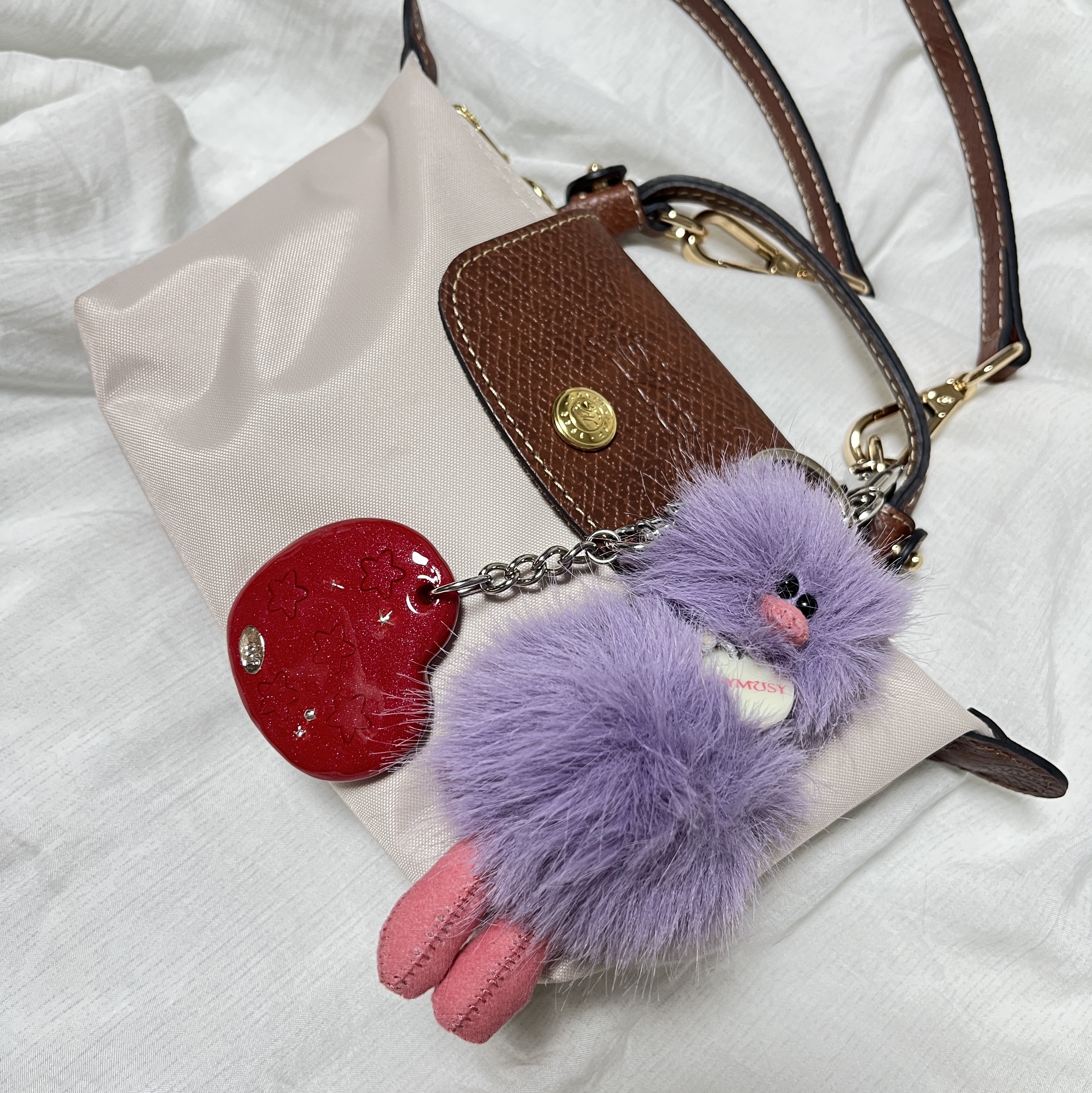 Nff Heart Star Mirror Key Ring Red 착용 스타일