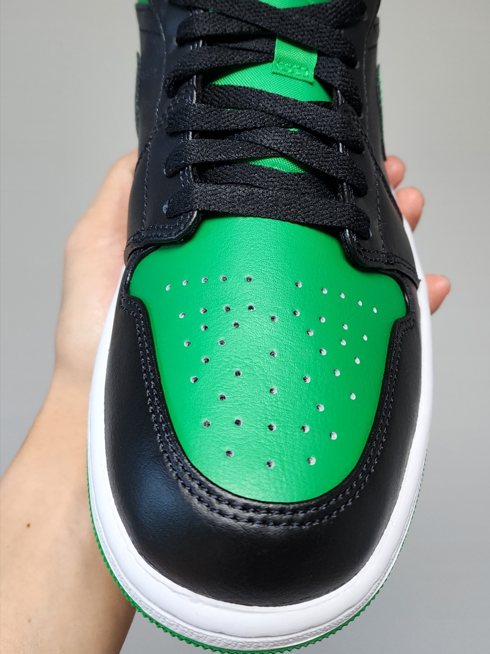 Jordan 1 Low Lucky Green 착용 스타일
