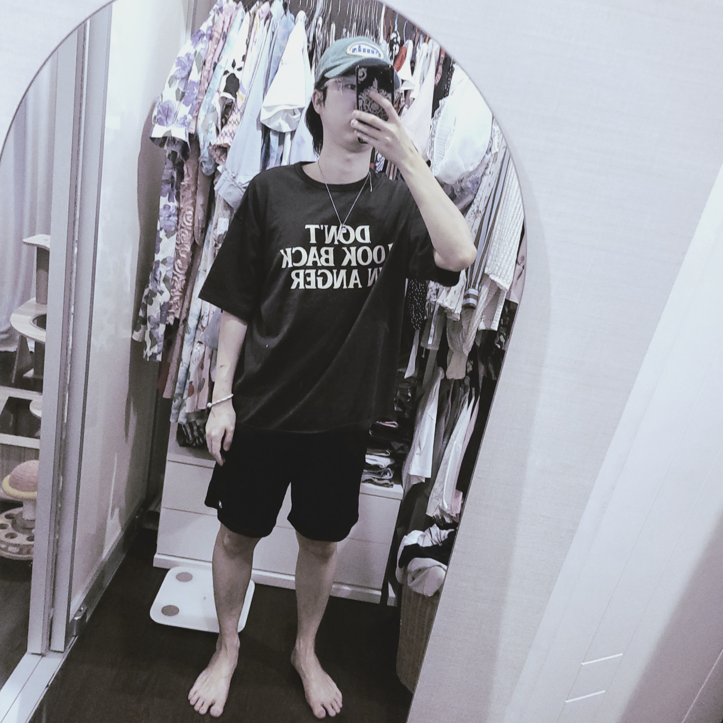 Emis Corduroy Wappen Ball Cap Green 착용 스타일