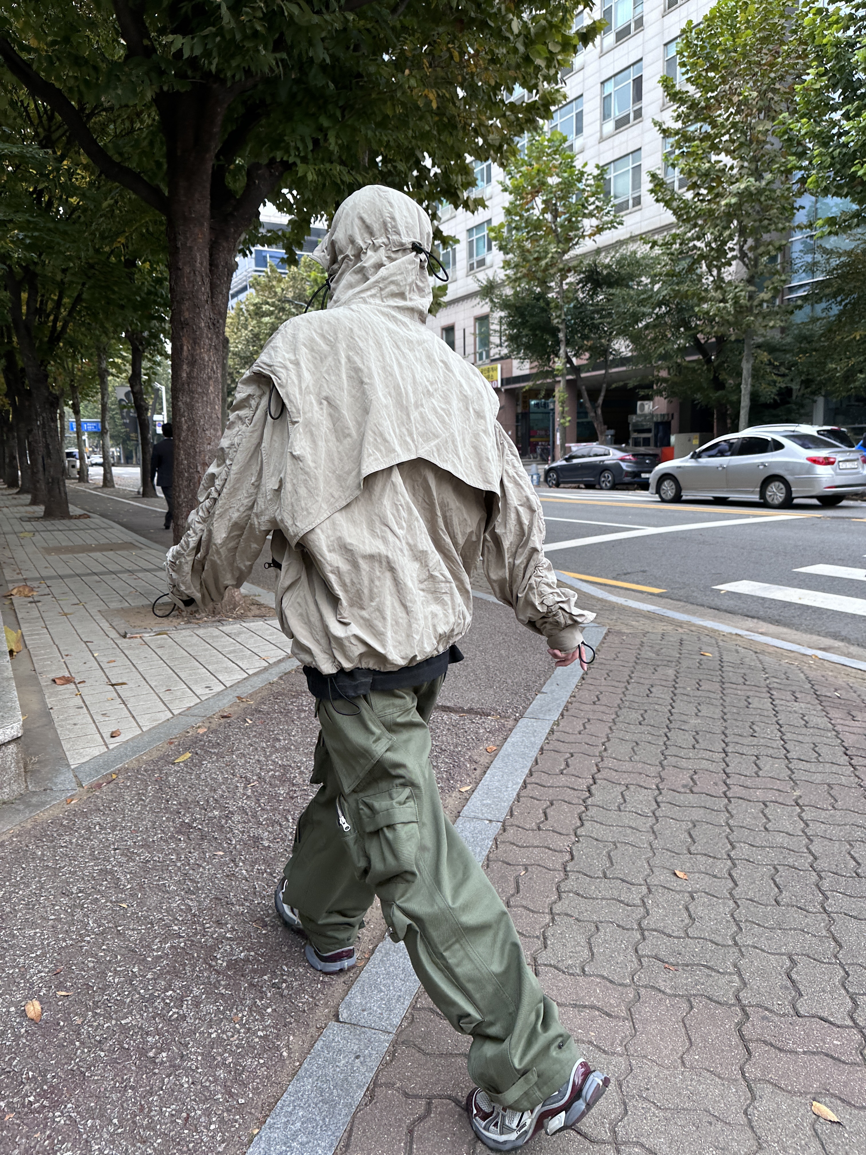 Nonnod Mechanic Cargo Pants Khaki 착용 스타일 - 5