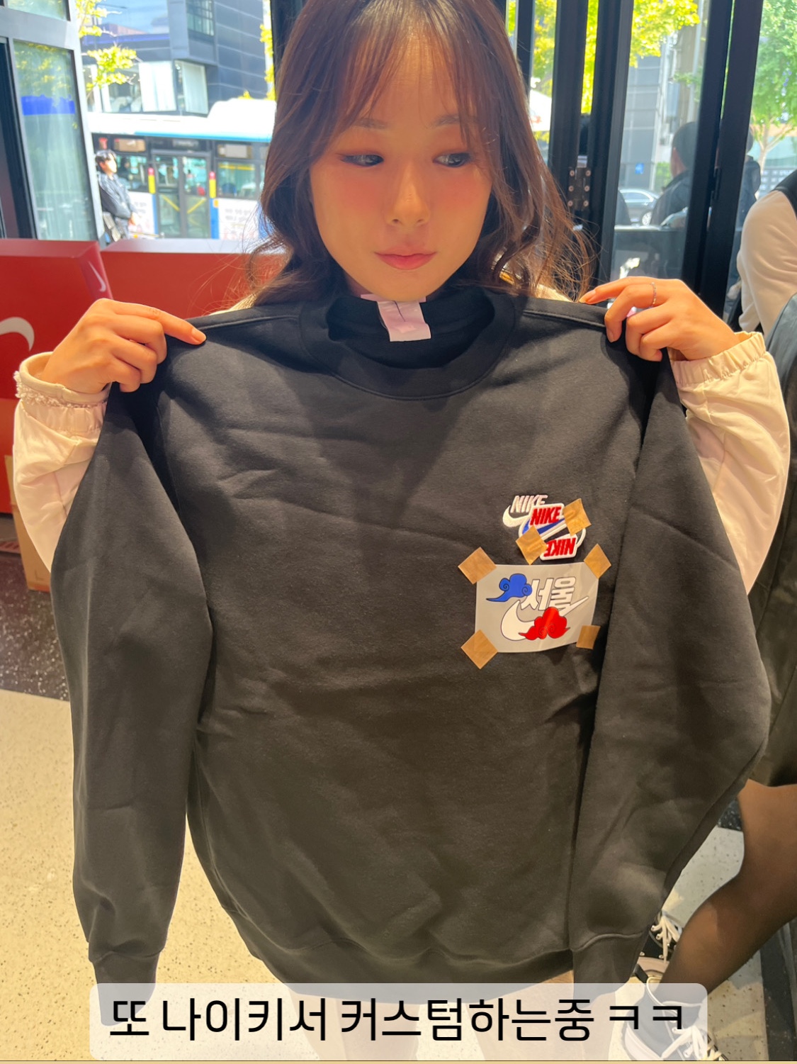 Nike NSW Club French Terry Crew Sweatshirt Black - Asia 착용 스타일