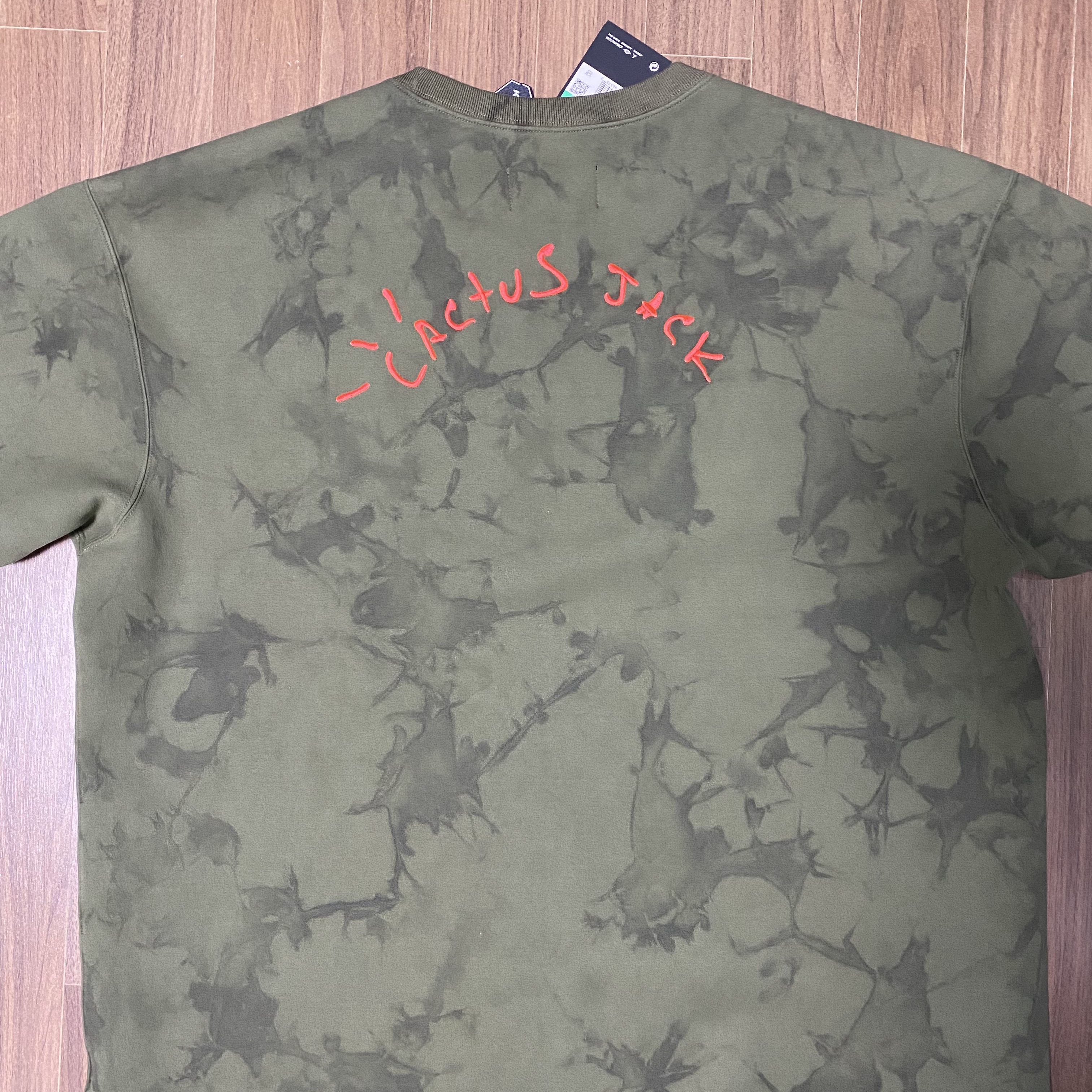 Jordan x Travis Scott SS T-Shirt 착용 스타일