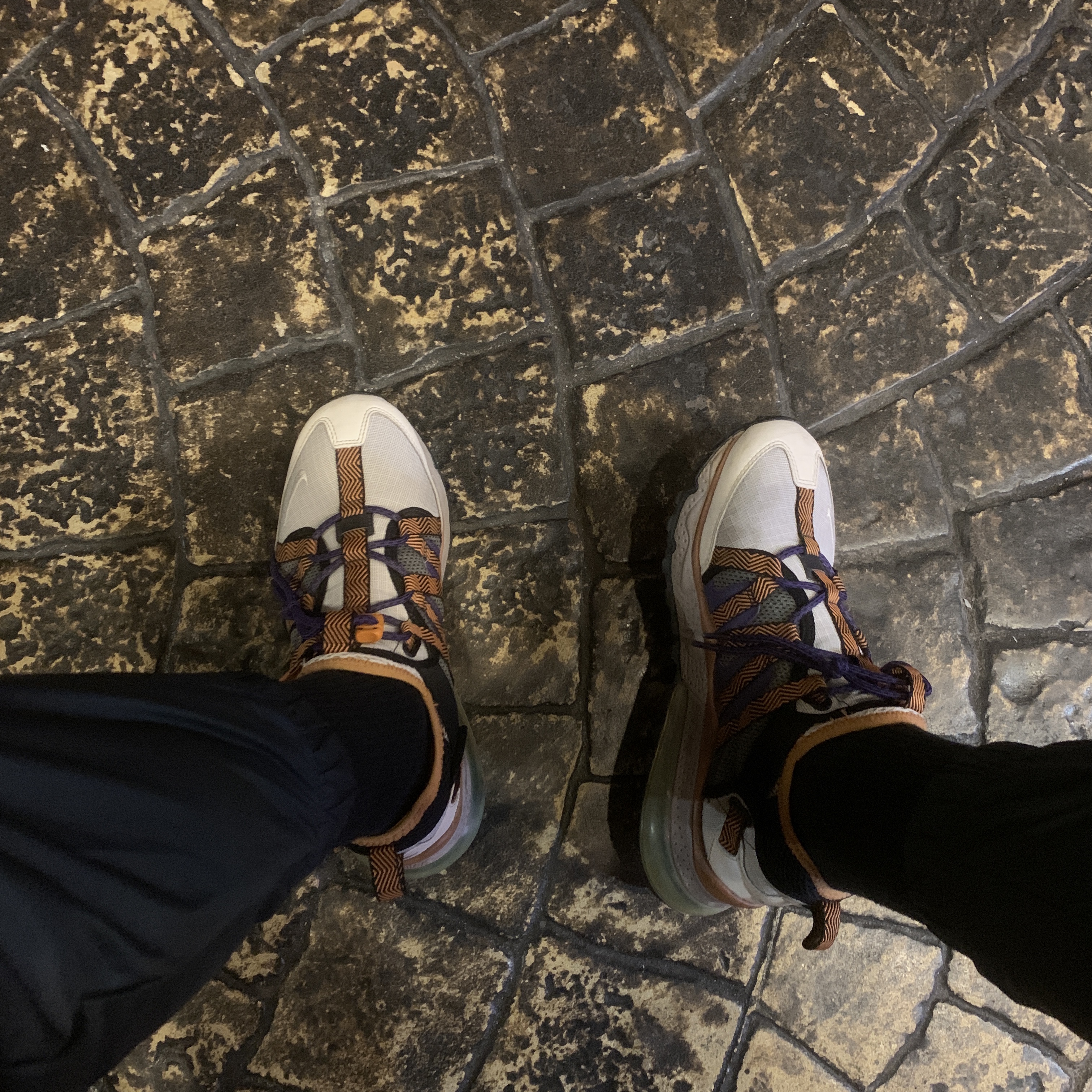 Nike Air Max 270 Bowfin Mowabb 착용 스타일