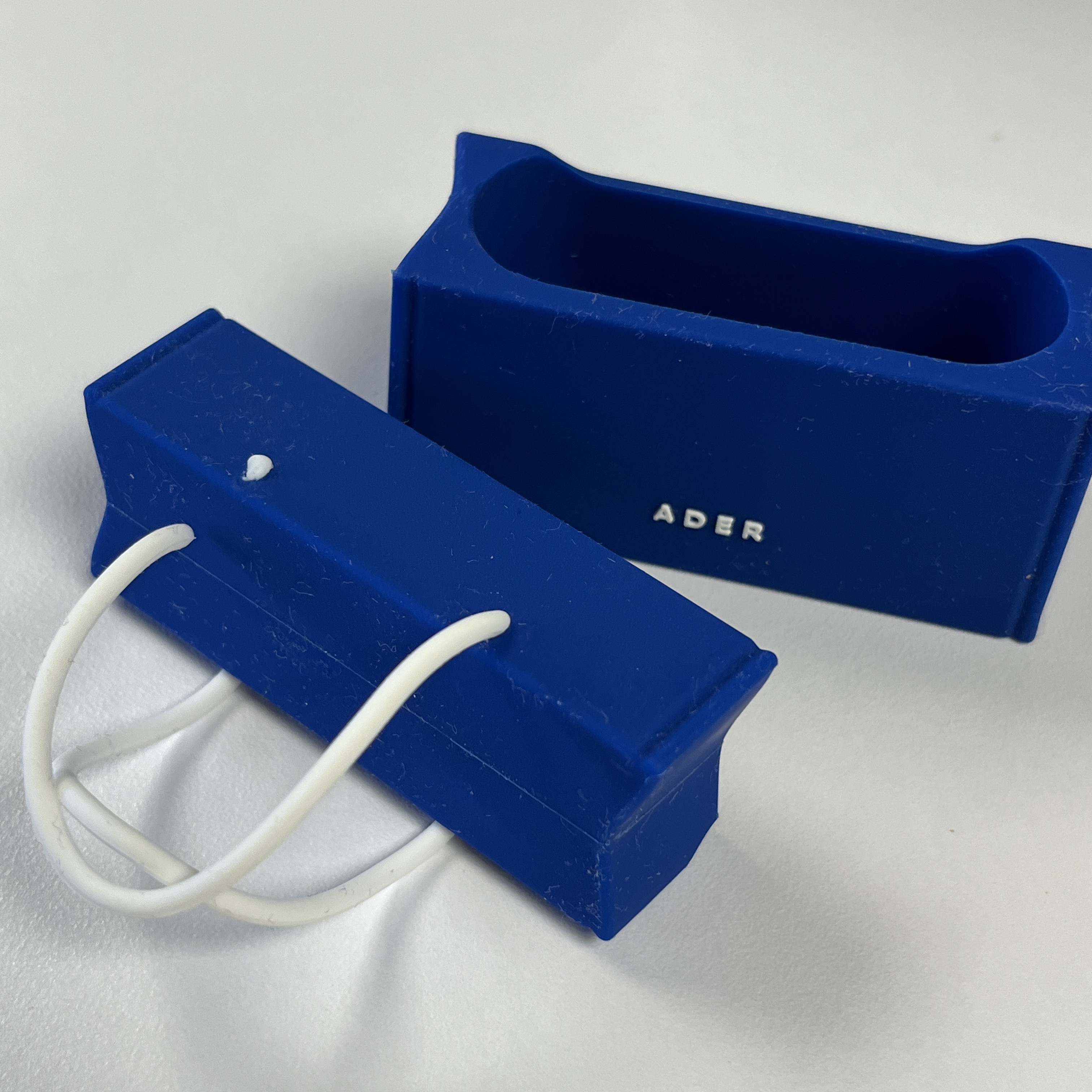 Ader Error Shopper Bag AirPods Pro Case Z-Blue 착용 스타일