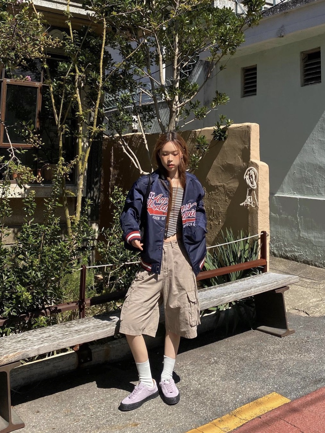 Last Resort AB Vm002 Suede Lo Lilac Black, Matin Kim Sporty Tote Bag Black 착용 스타일 - 1