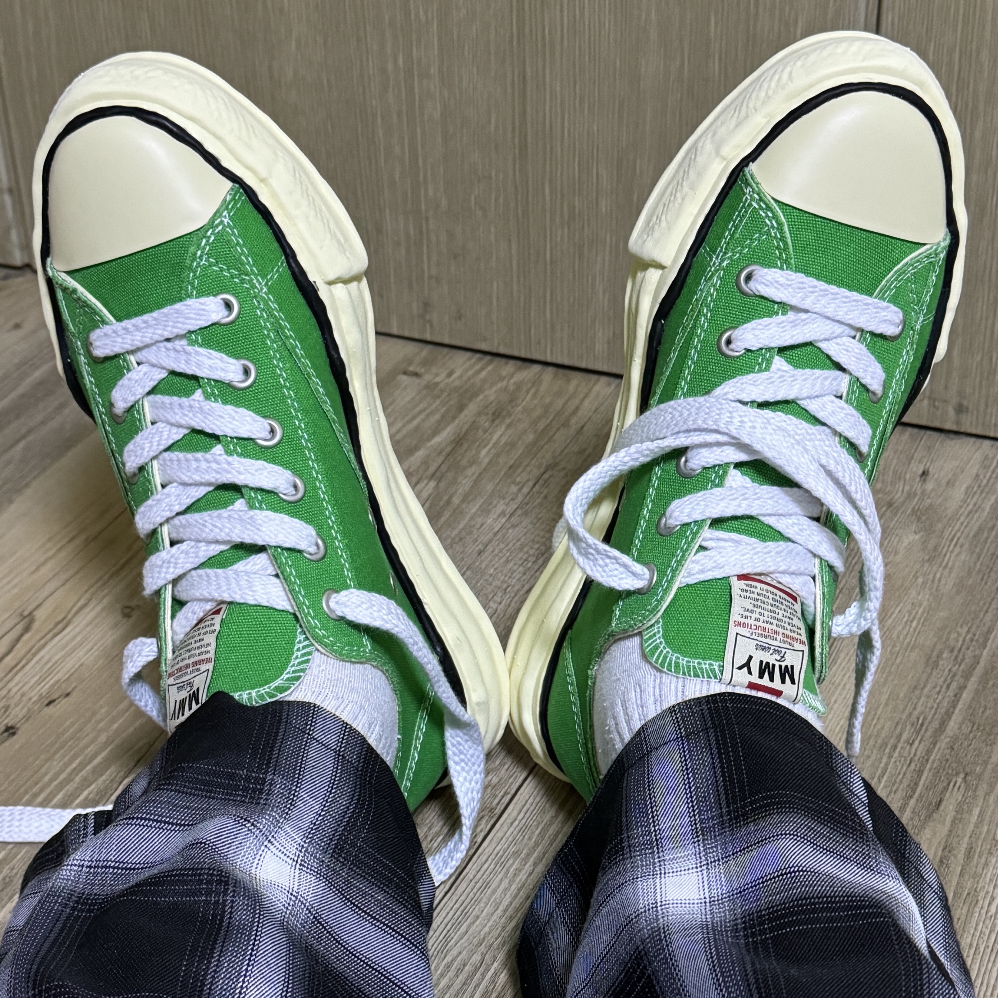 Maison Mihara Yasuhiro Peterson VL OG Sole Canvas Low-top Sneakers Green 착용 스타일 - 1