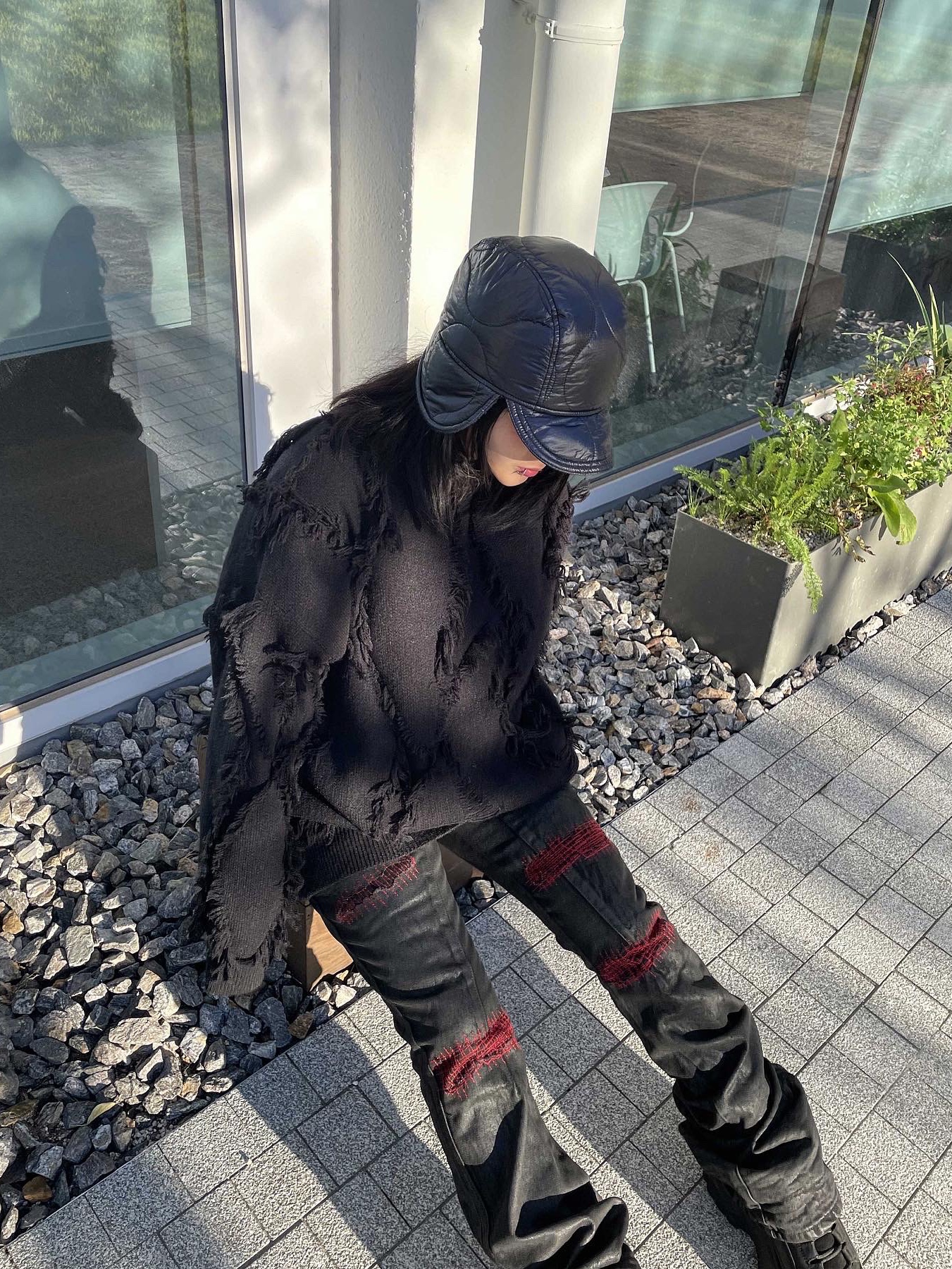 Undermycar x Emostanceclub Emoun Destroyed Cowhide Suede Red Stitch Denim Toreador - 23FW 착용 스타일 - 4