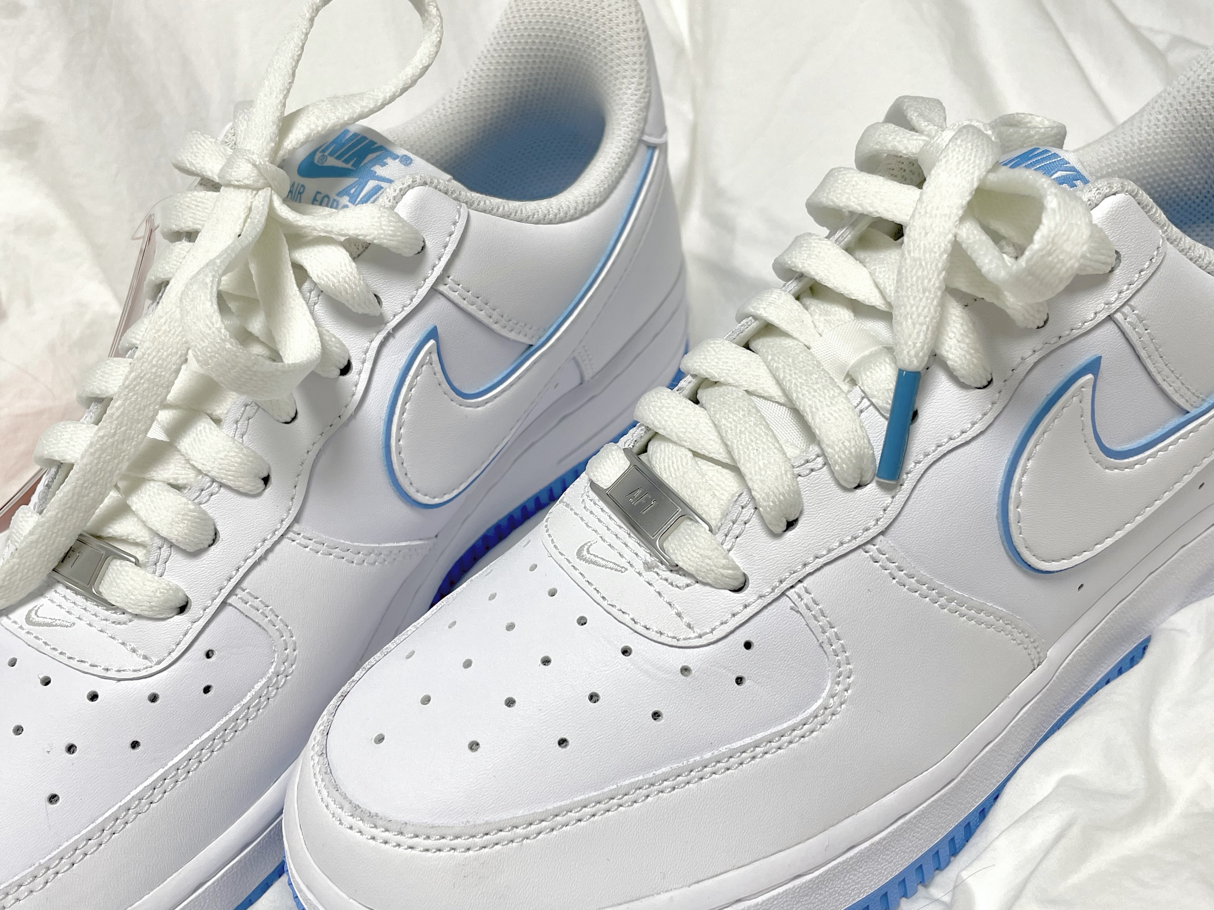 Nike Air Force 1 '07 White University Blue 착용 스타일 - 1