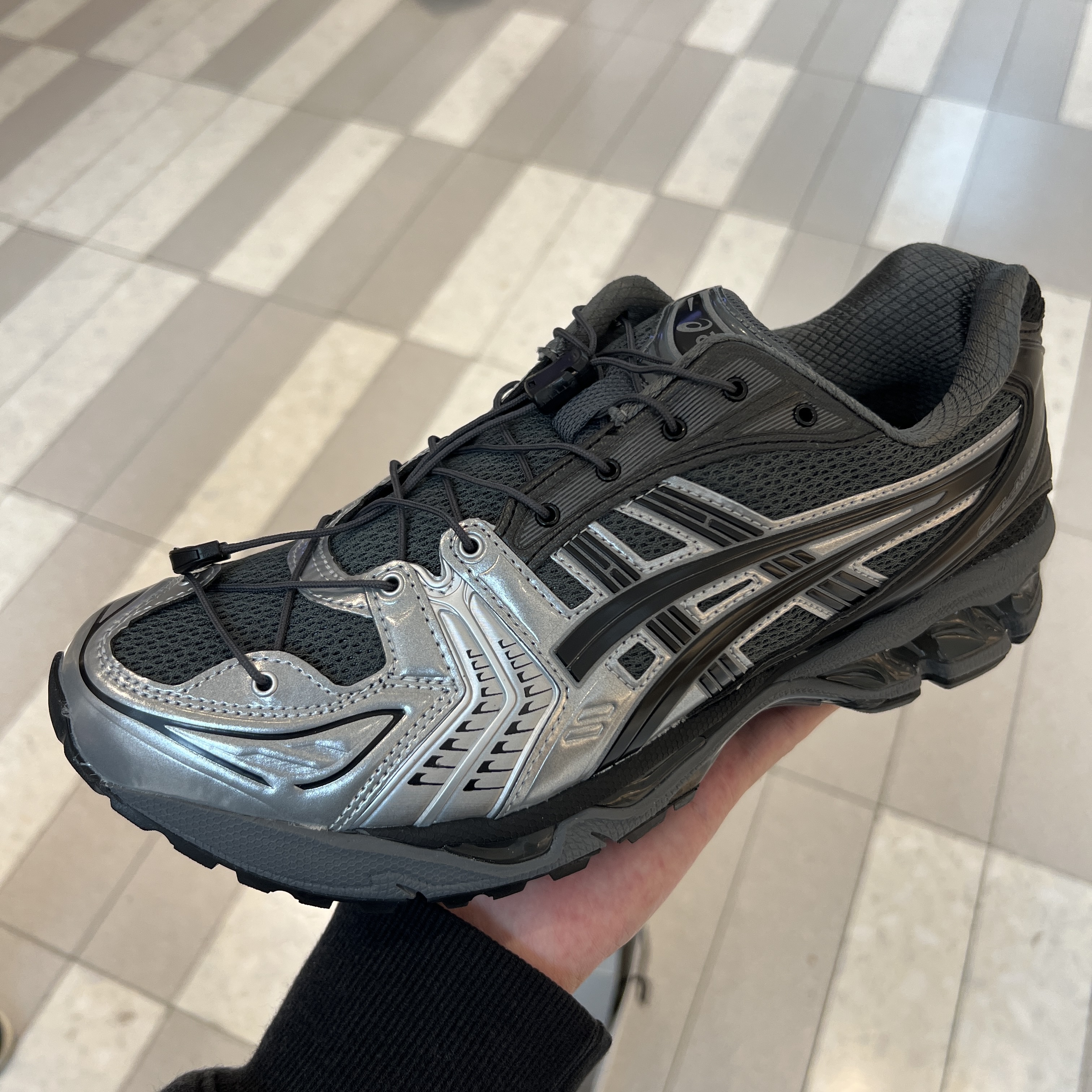 Asics x Unaffected Gel-Kayano 14 Silver Moon 착용 스타일