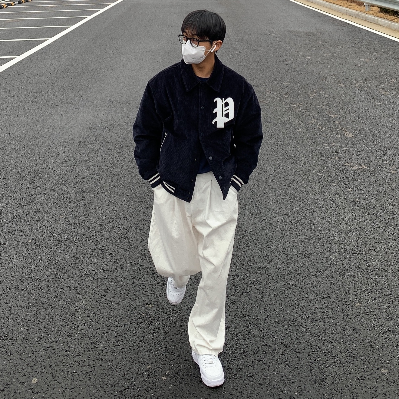 Nike Air Force 1 '07 Low White 착용 스타일 - 1