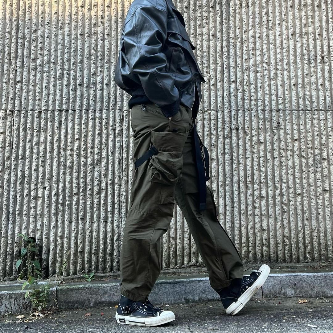 Full of Ssun Gunpocket Leather Jacket Grey, Full of Ssun Gunpocket Leather Jacket Brown 착용 스타일 - 2