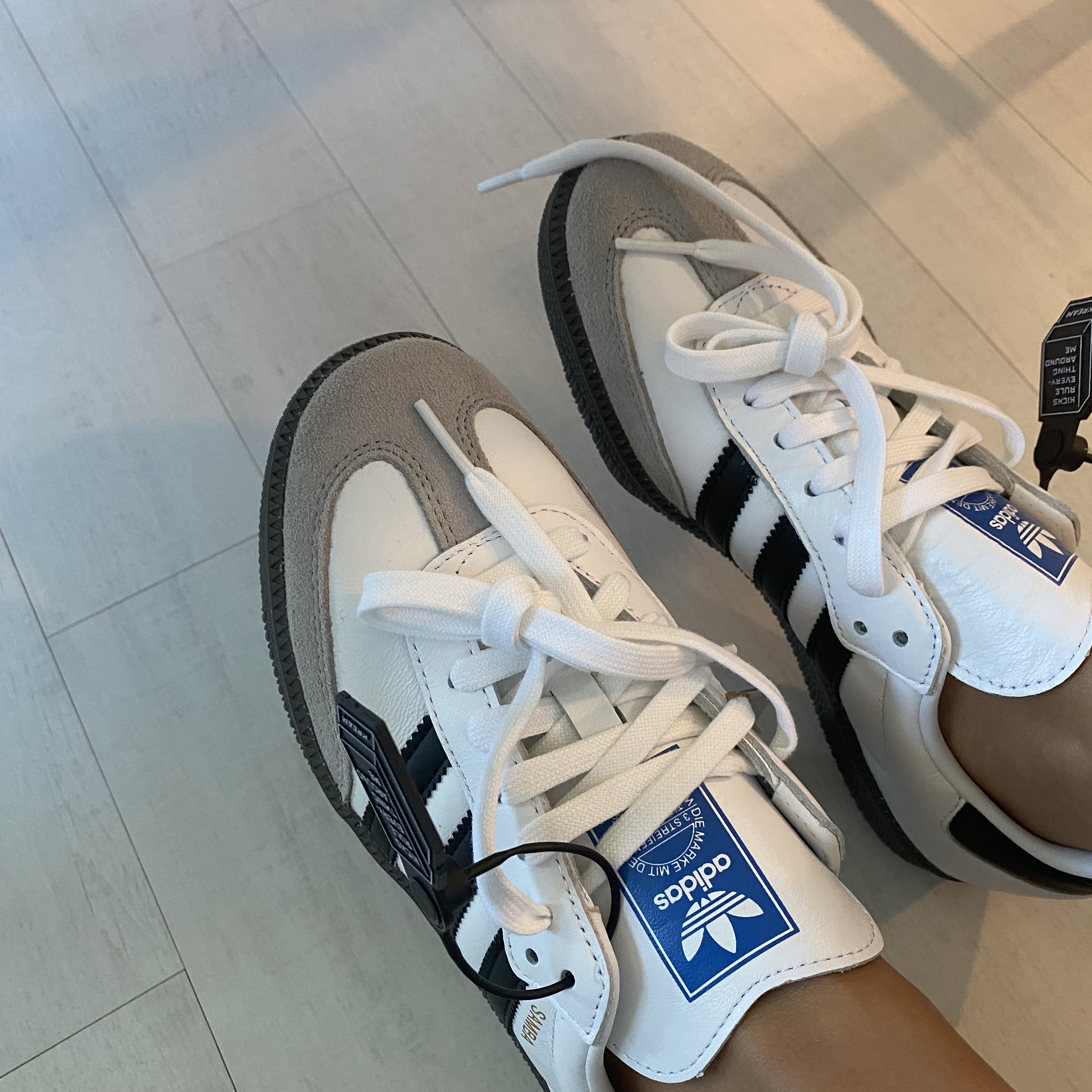 Adidas Samba OG Cloud White 착용 스타일