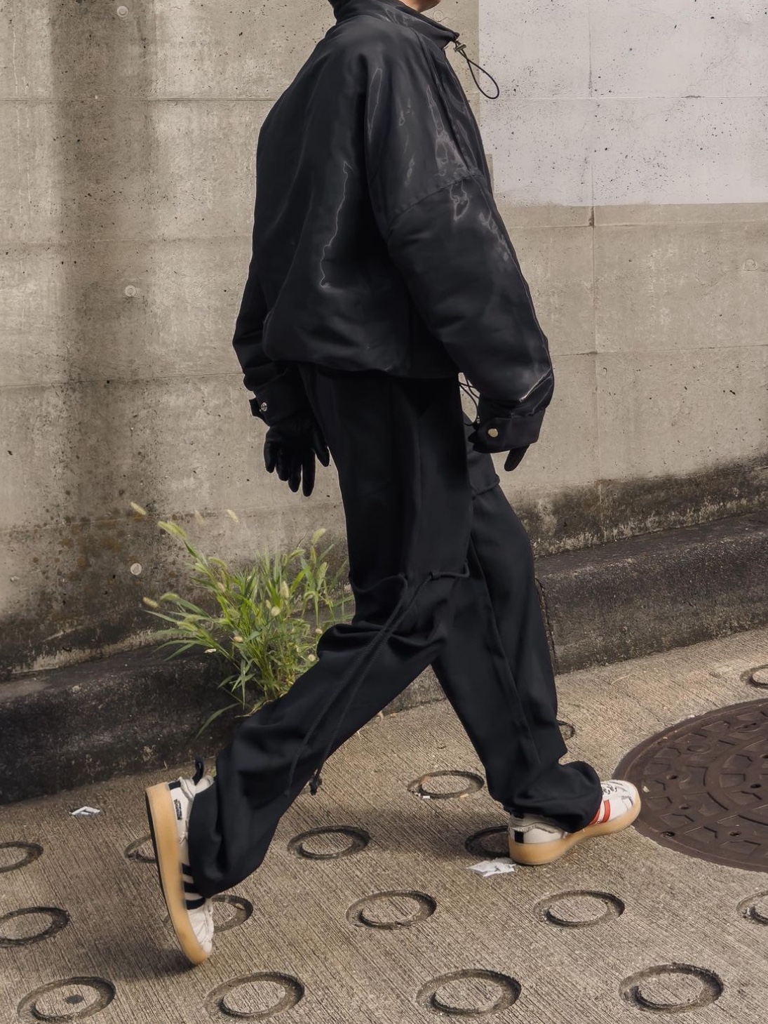 Adidas x Song for the Mute Campus 80s Bliss Core Black 착용 스타일 - 2