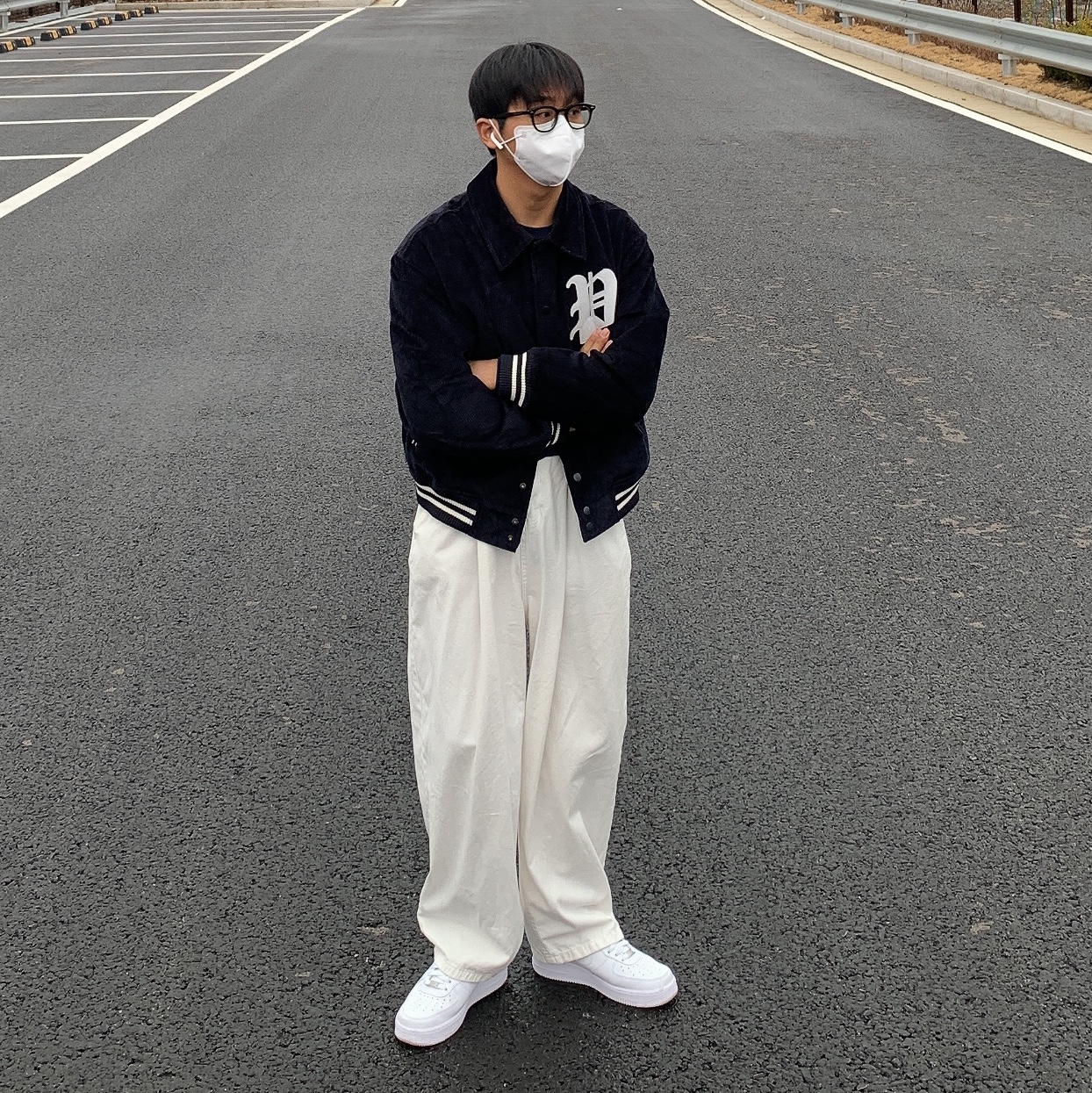 Nike Air Force 1 '07 Low White 착용 스타일 - 2
