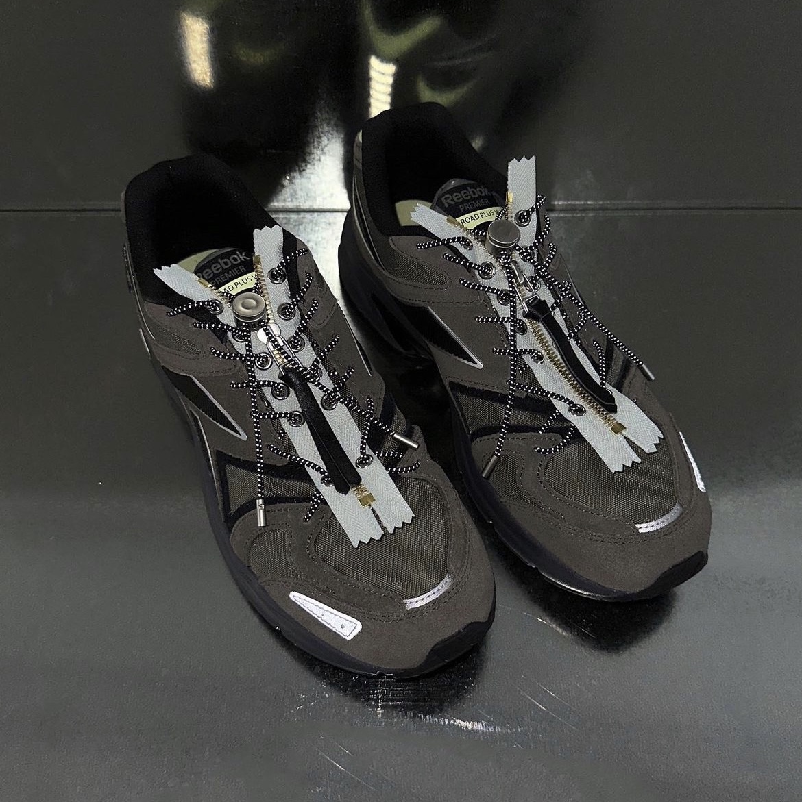Reebok x Joegush Premier Road Plus VI Cordura Khaki 착용 스타일