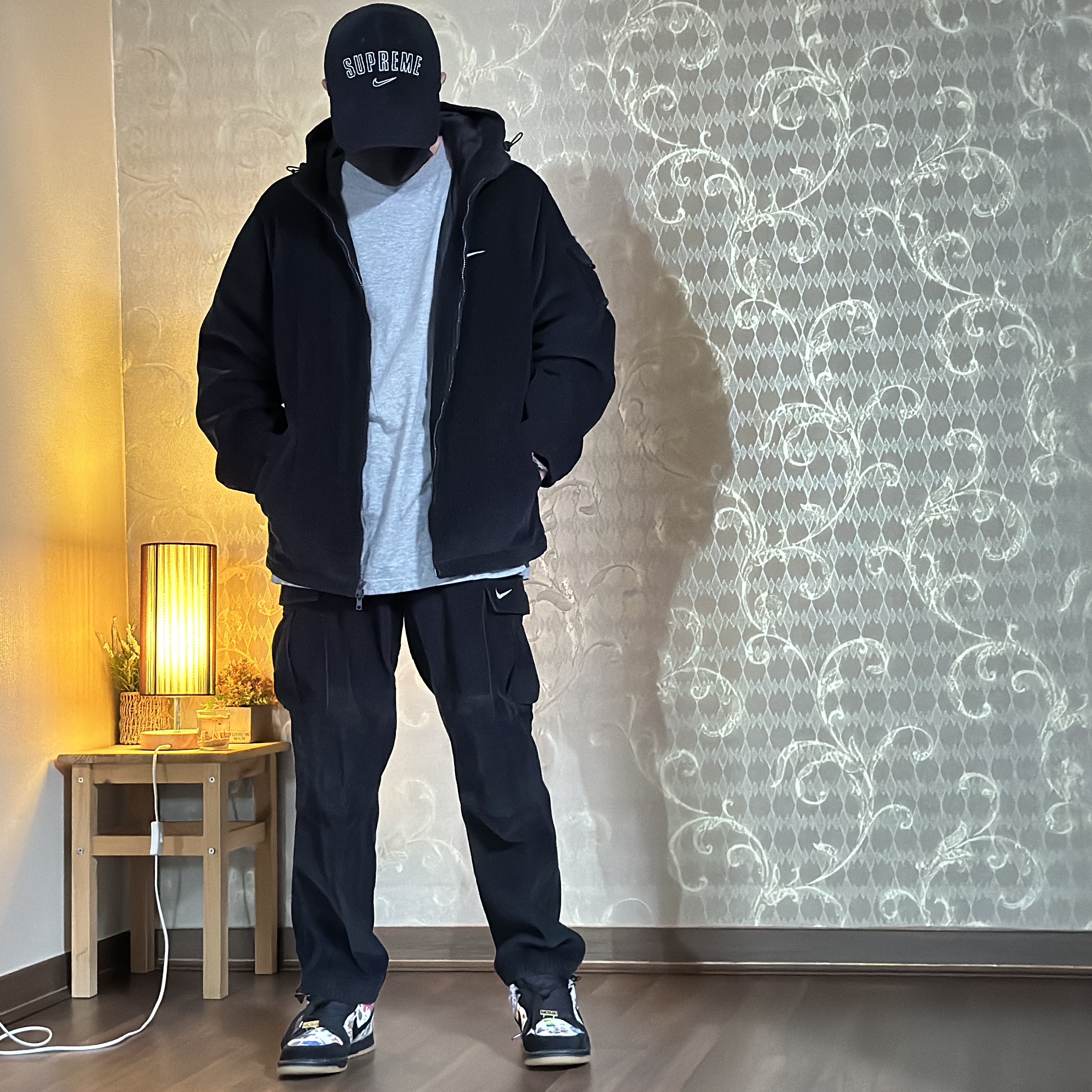 Supreme x Nike Arc Corduroy 6-Panel Black - 22SS, Supreme x Nike Arc Corduroy Hooded Jacket Black - 22SS 착용 스타일 - 1