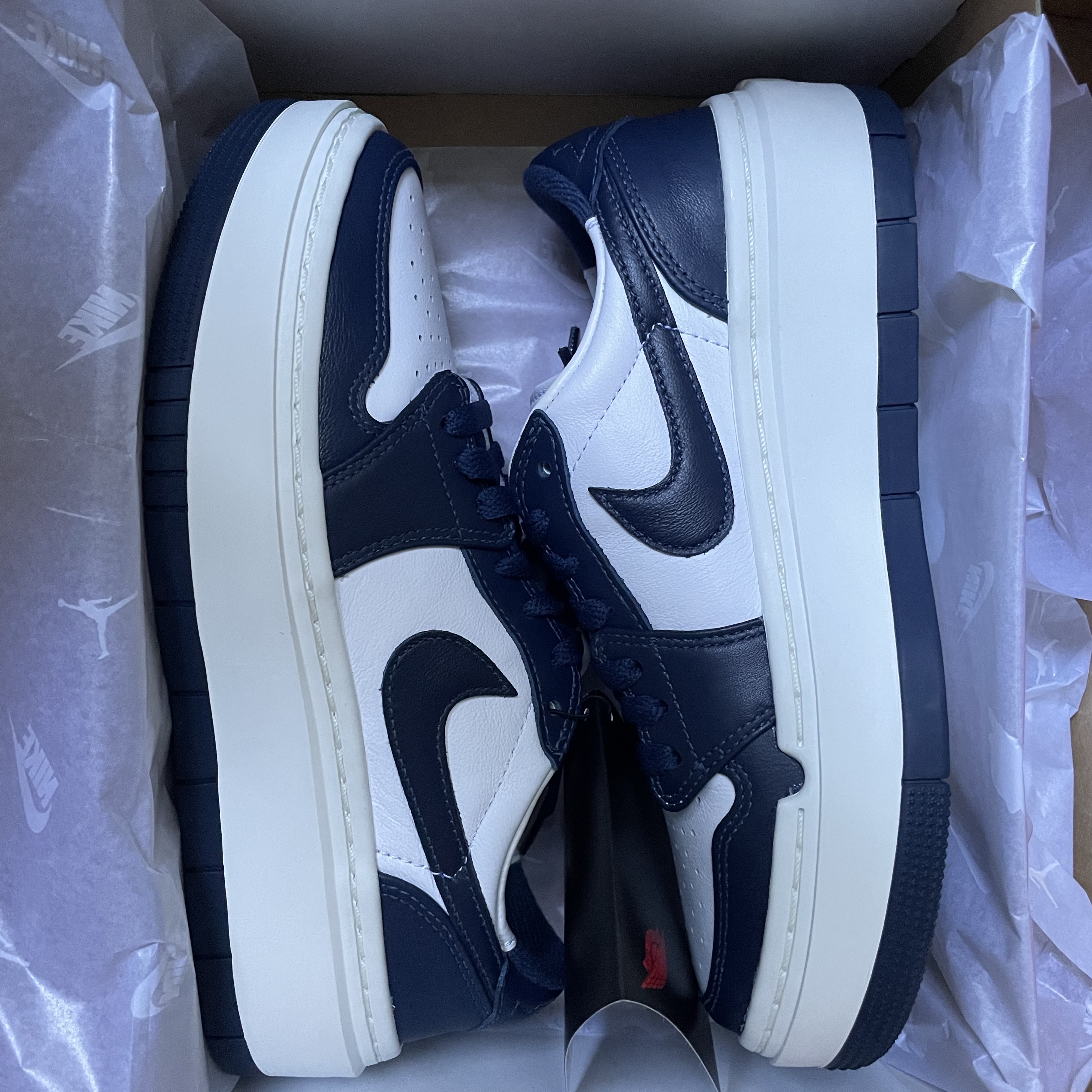(W) Jordan 1 Elevate Low Midnight Navy 착용 스타일