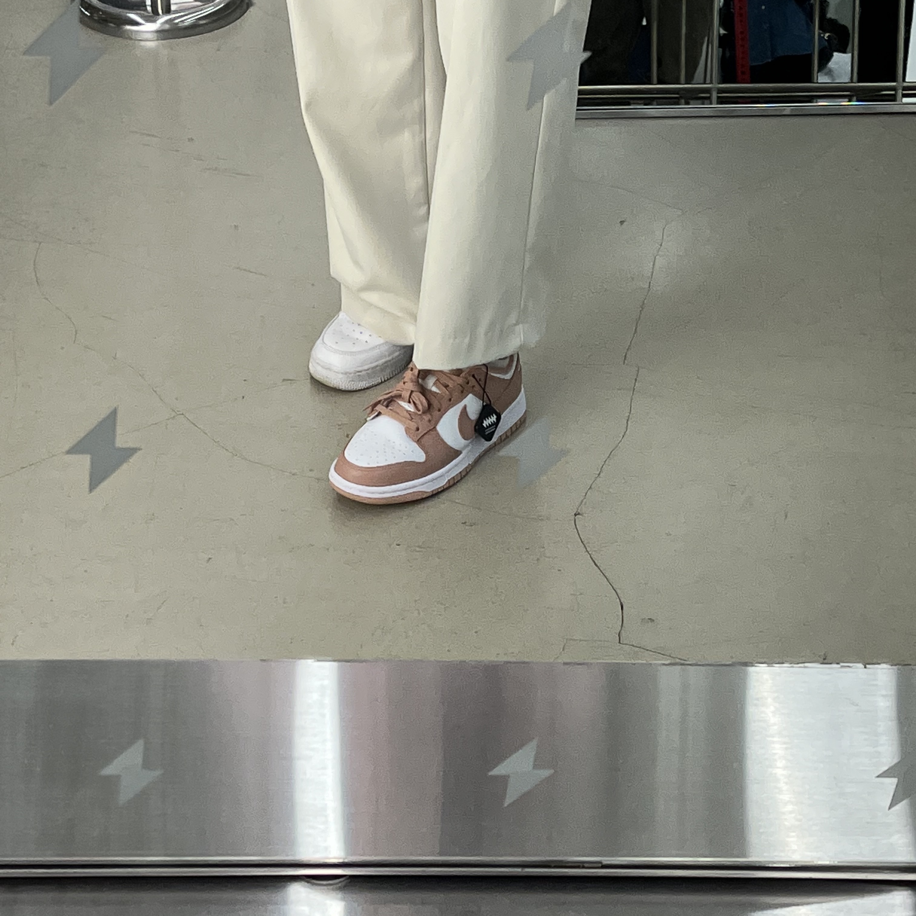 (W) Nike Dunk Low Rose Whisper 착용 스타일