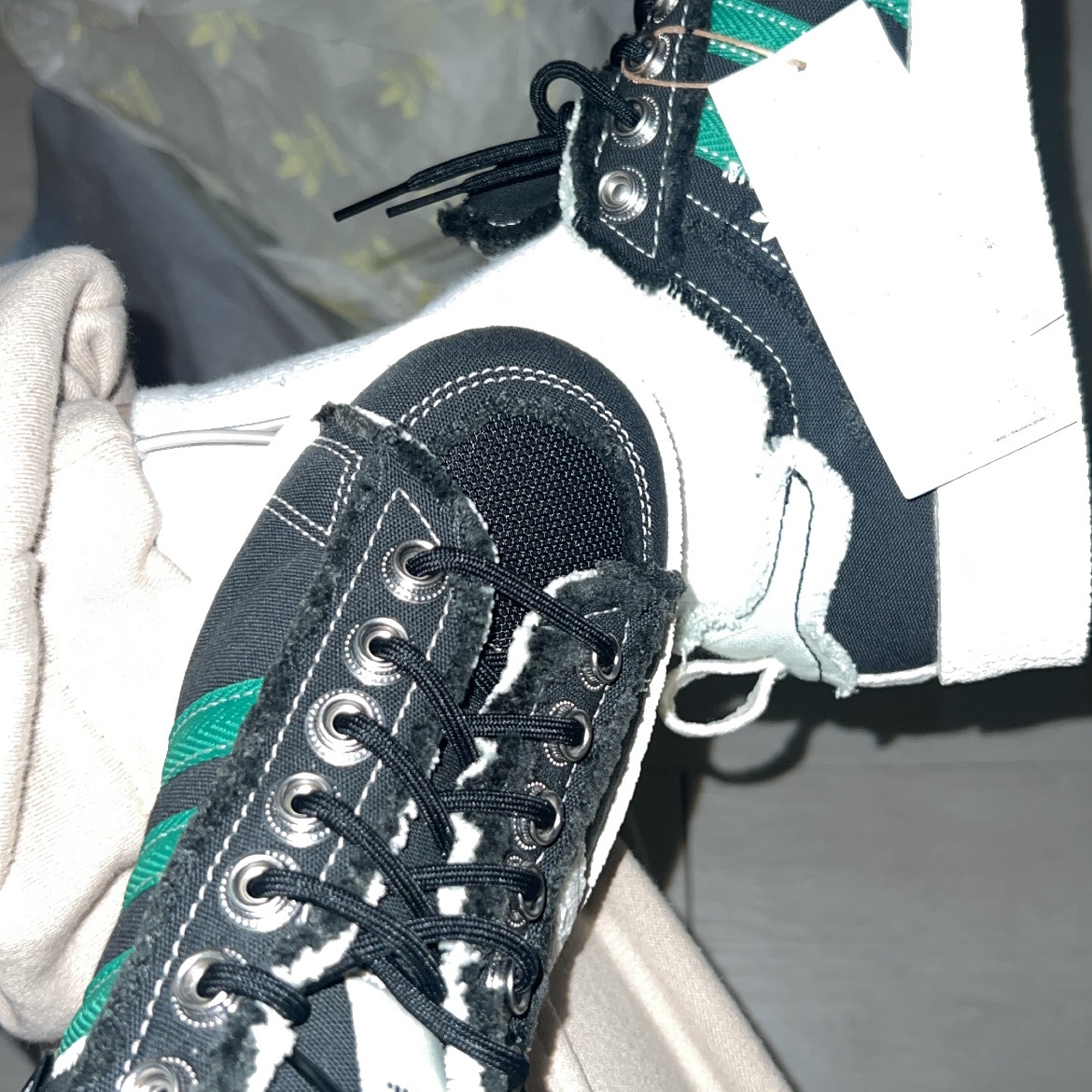 Adidas x Song for the Mute Campus 80s Core Black Cream White 착용 스타일 - 2