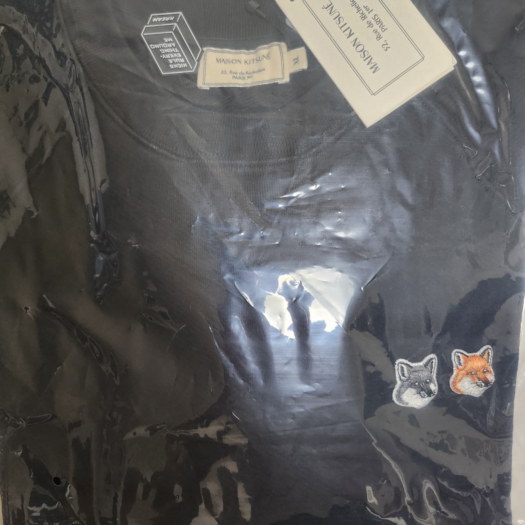 Maison Kitsune Double Fox Head Patch Classic Sweatshirt Anthracite 착용 스타일 - 1