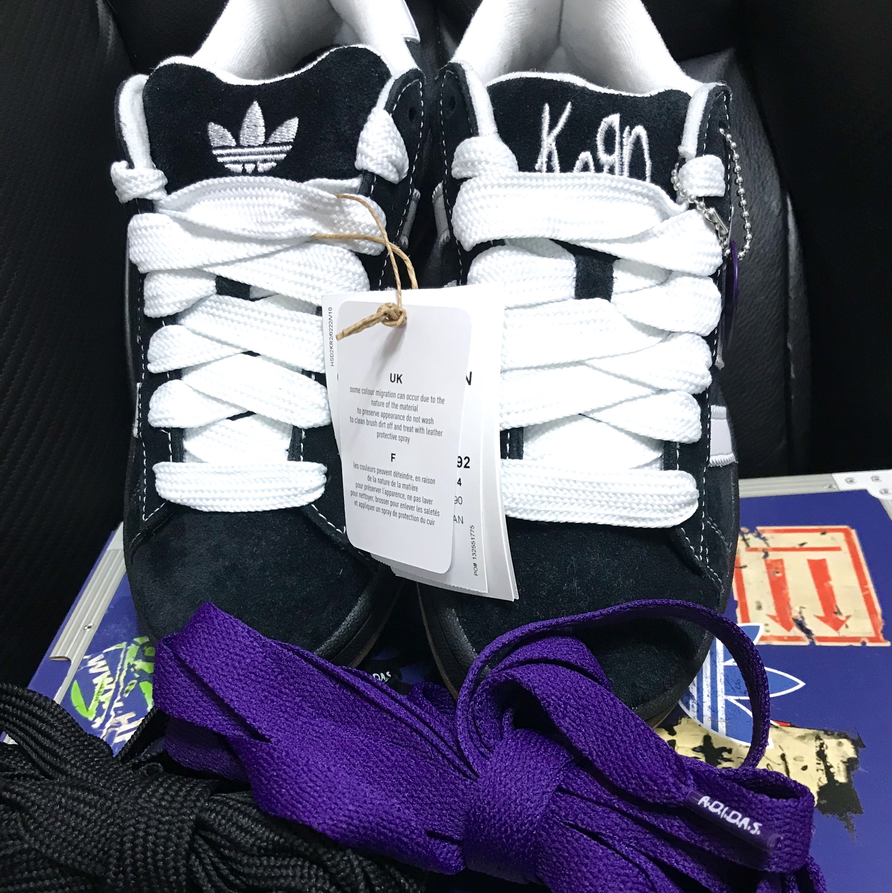 Adidas x KoRn Campus 00s Core Black Cloud White 착용 스타일 - 3