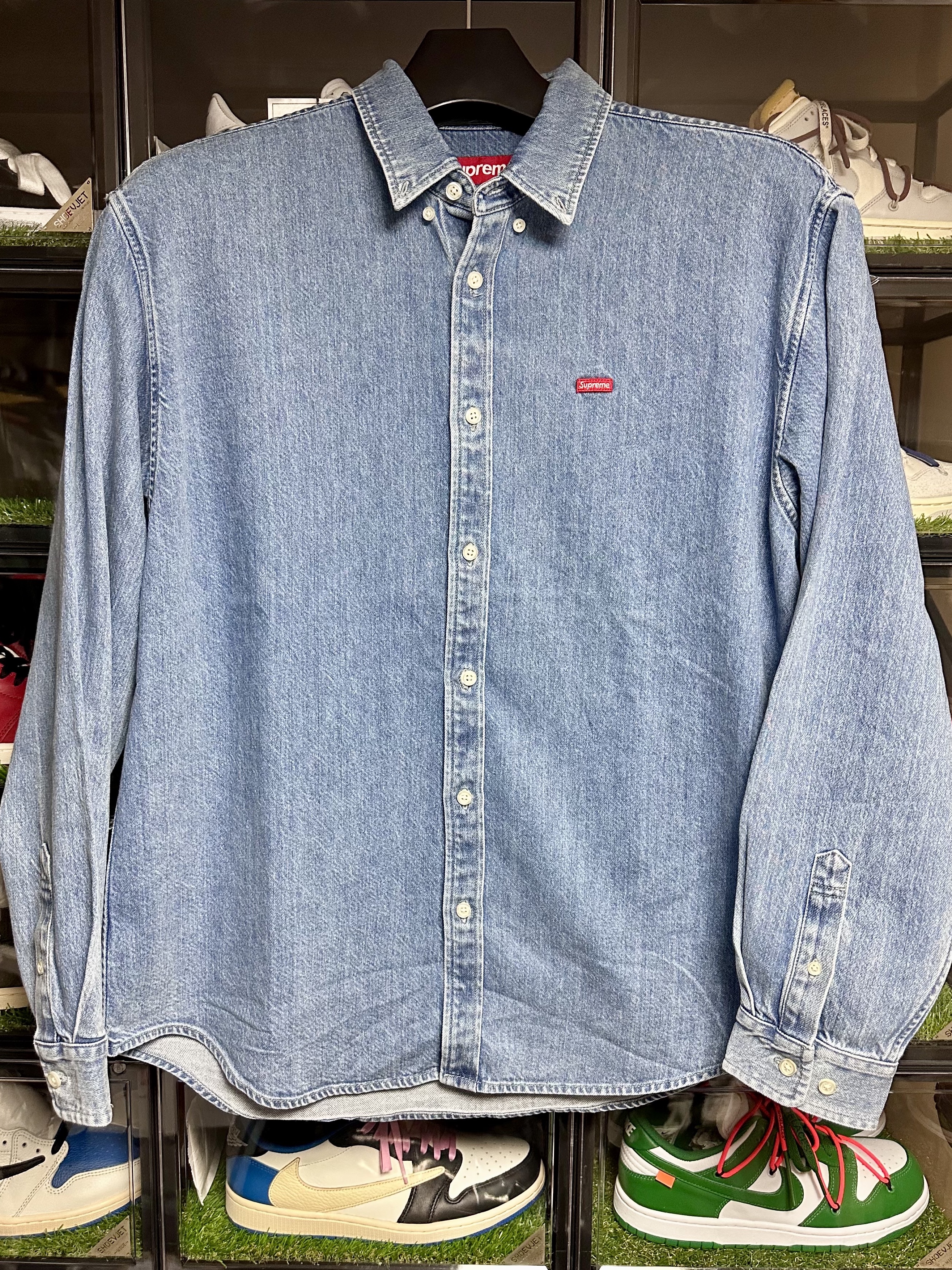 Supreme Small Box Shirt Denim - 23FW 착용 스타일 - 2