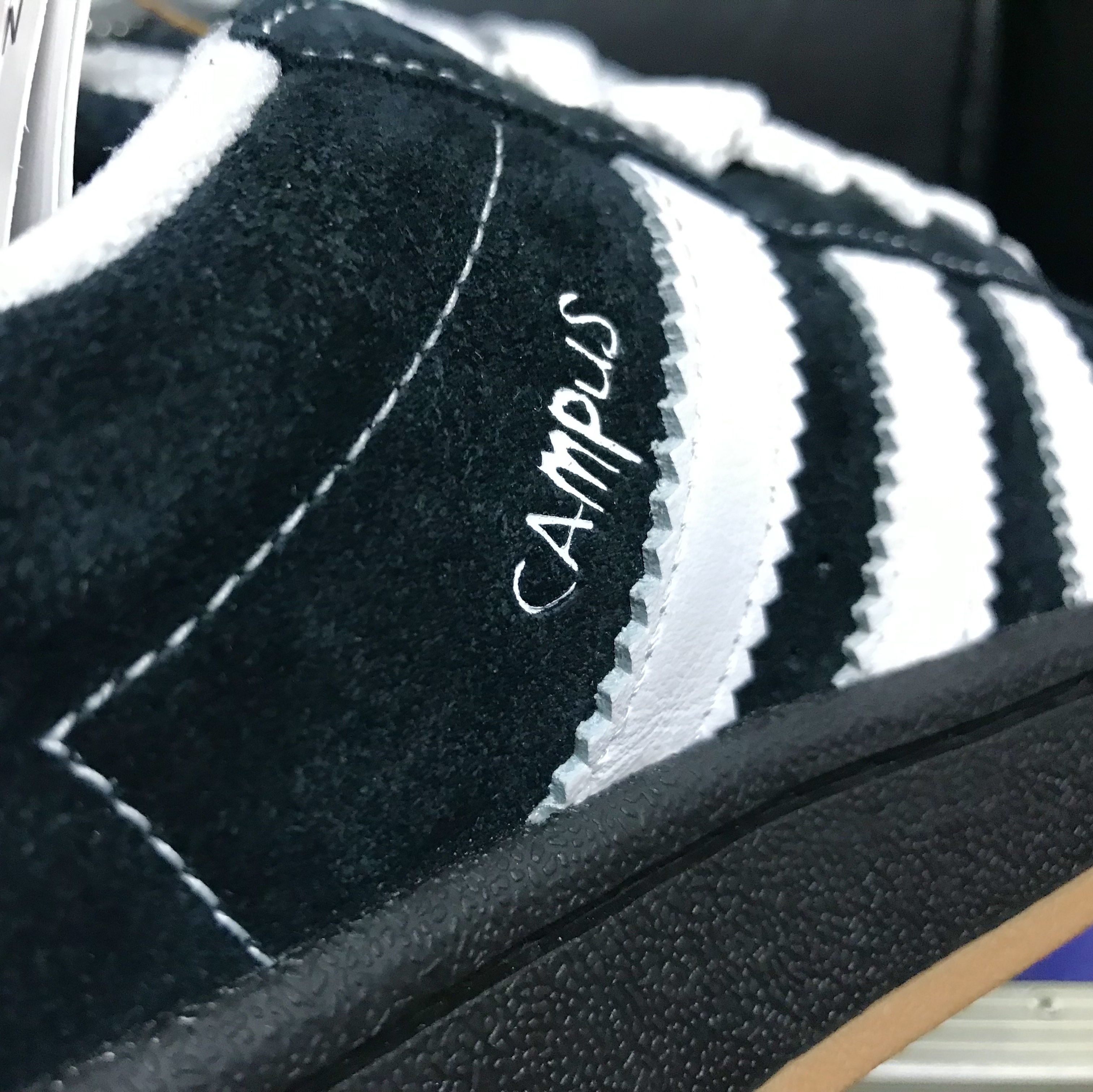 Adidas x KoRn Campus 00s Core Black Cloud White 착용 스타일 - 1