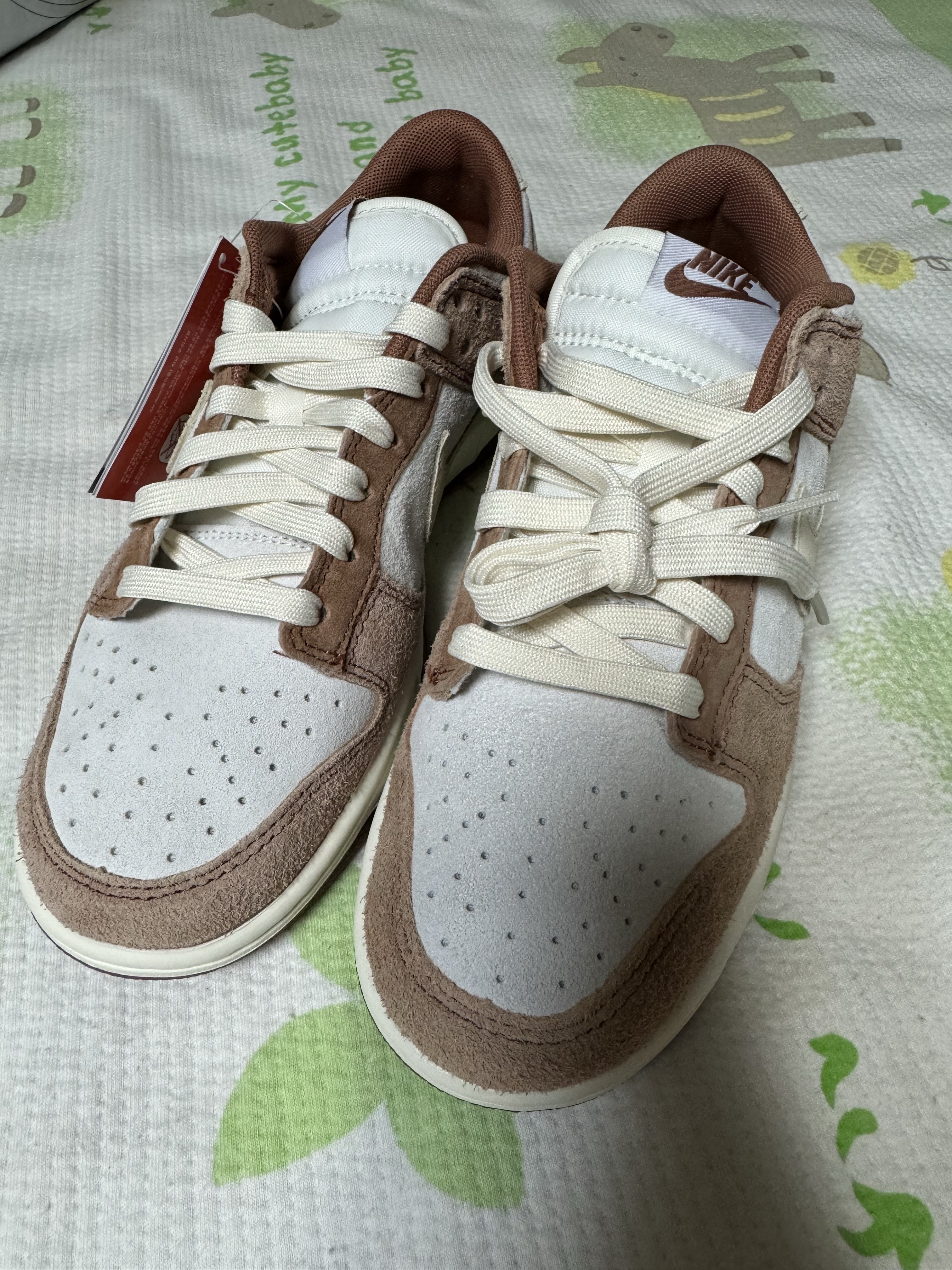 Nike Dunk Low Pro Premium Medium Curry 착용 스타일