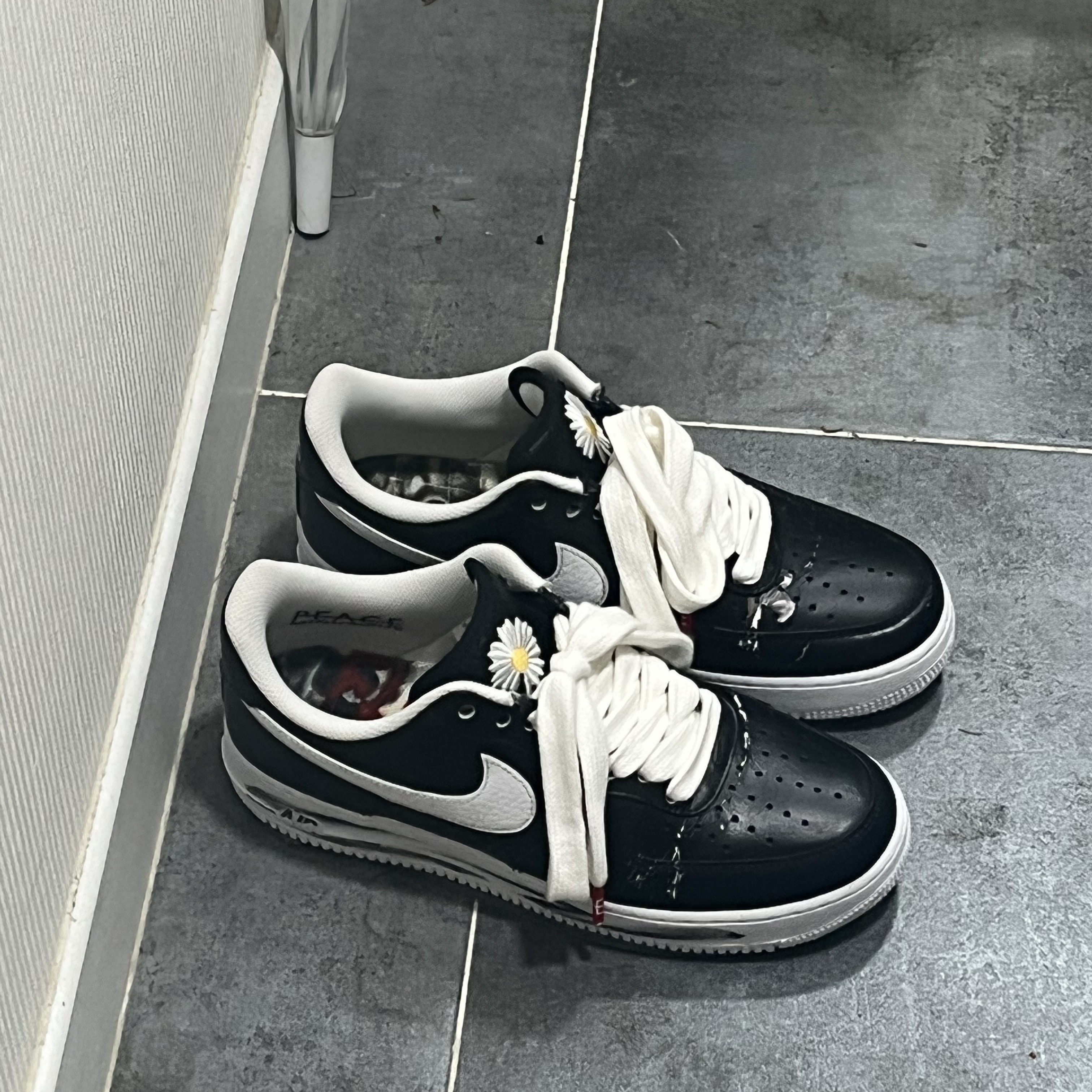 Nike x Peaceminusone Air Force 1 Low Para-Noise 착용 스타일