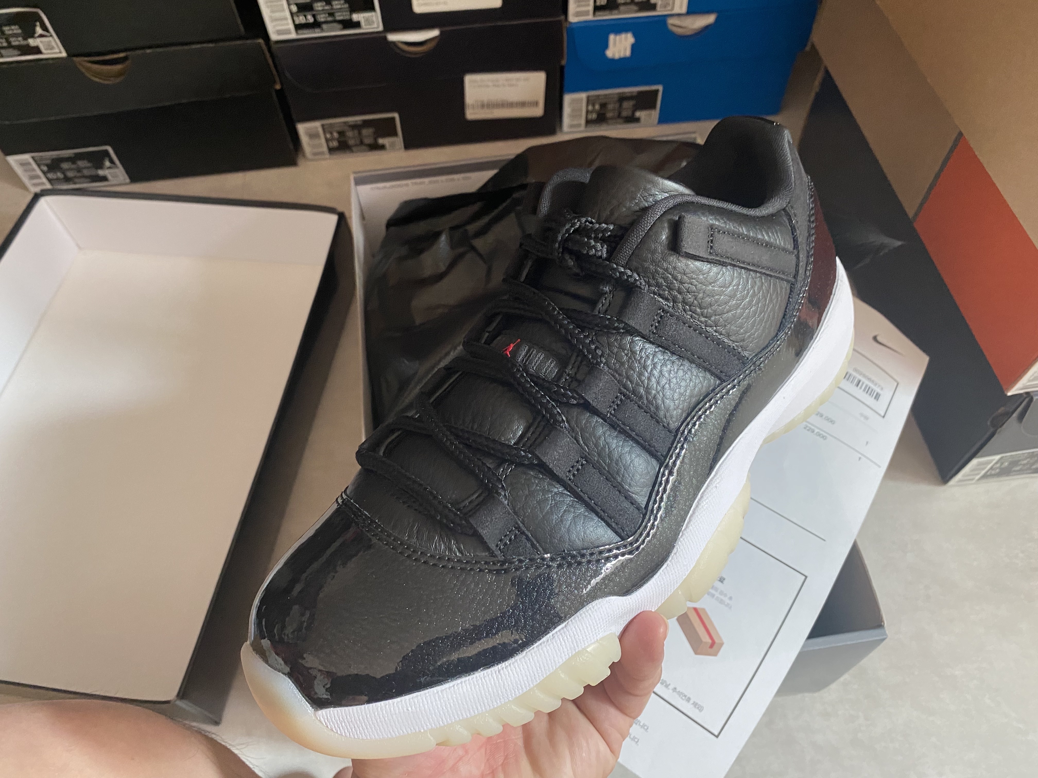 Jordan 11 Retro Low 72-10 착용 스타일