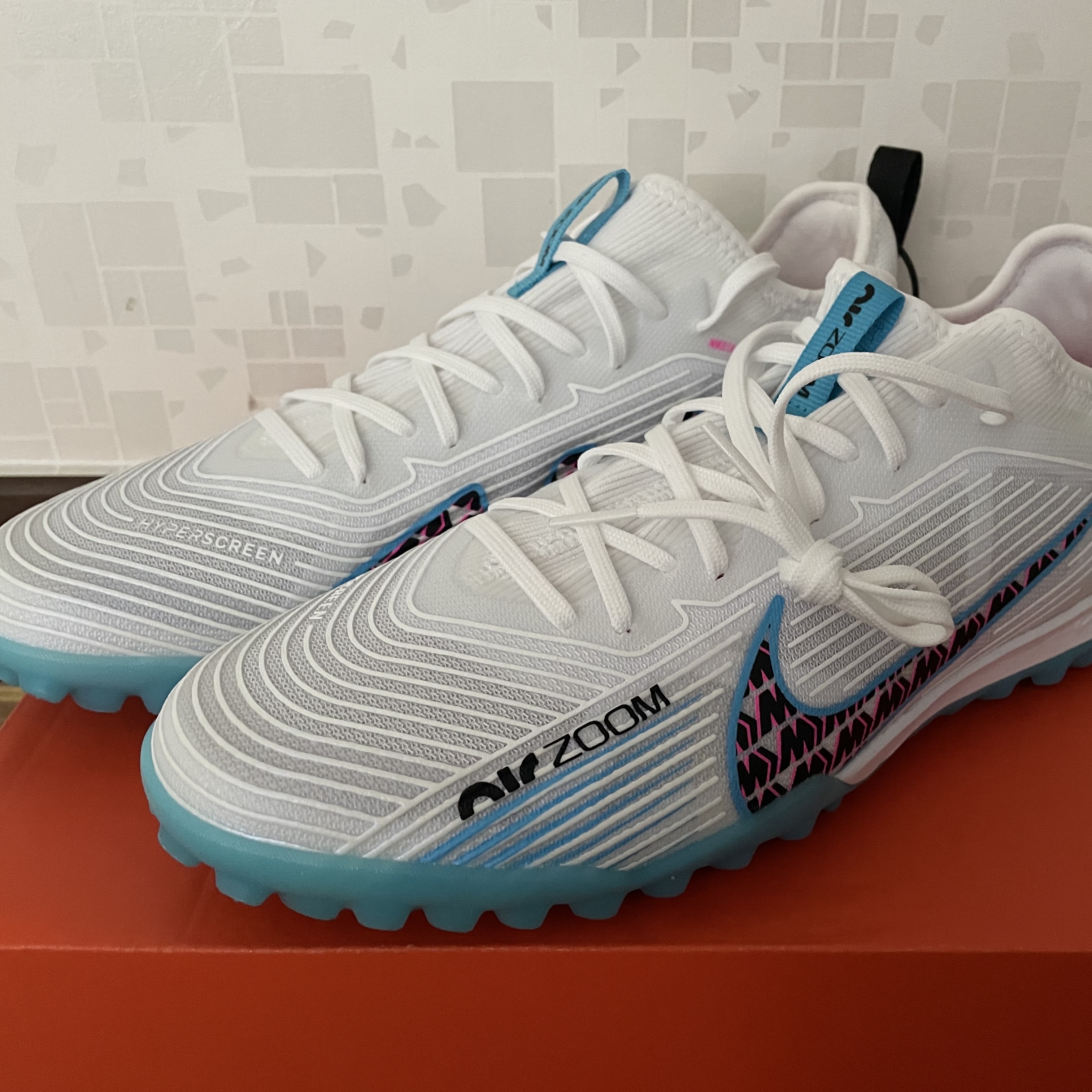 Nike Zoom Mercurial Vapor 15 Pro TF White Baltic Blue 착용 스타일