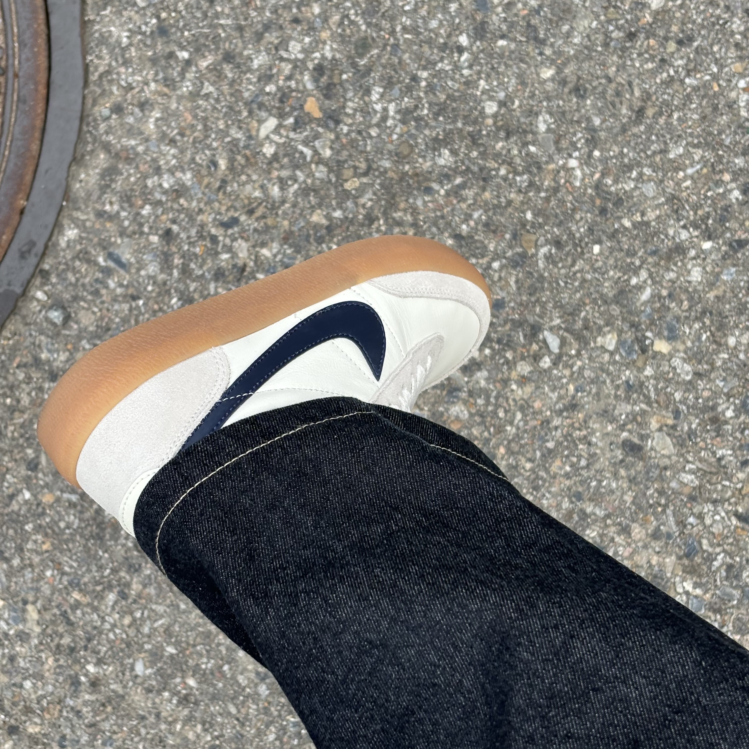 Nike x J.Crew Killshot 2 Sail Midnight Navy 착용 스타일 - 2
