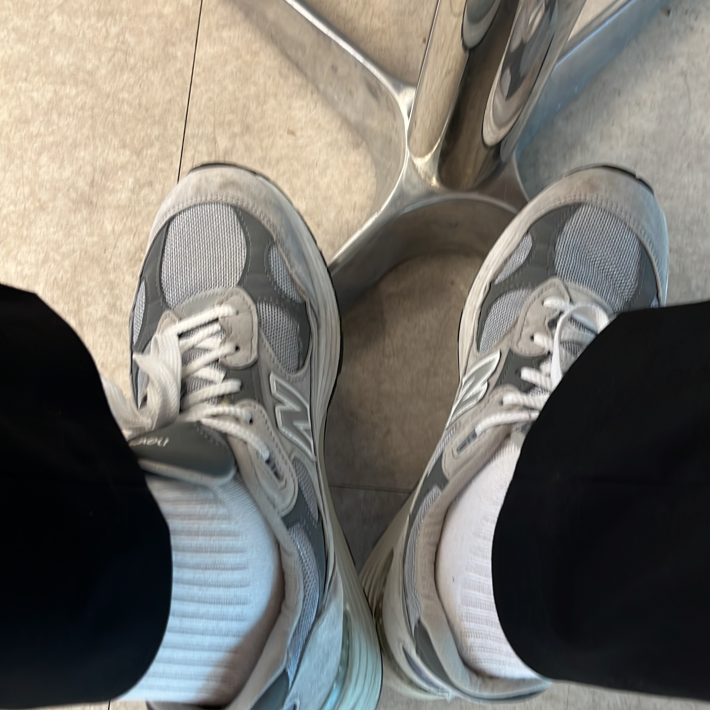 New Balance 992 Made in USA Grey - D Standard 착용 스타일