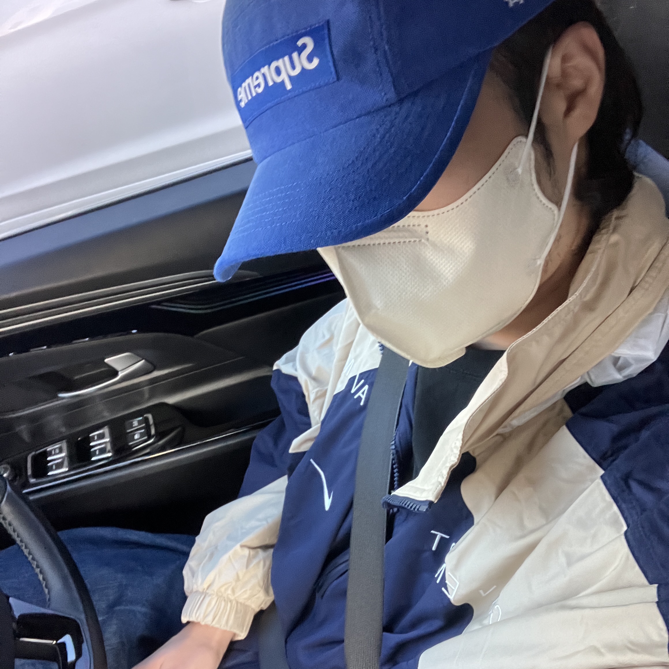 Nike x Cav Empt Track Jacket Navy, Zara x Ader Error Wide Leg Jeans Blue 착용 스타일 - 2