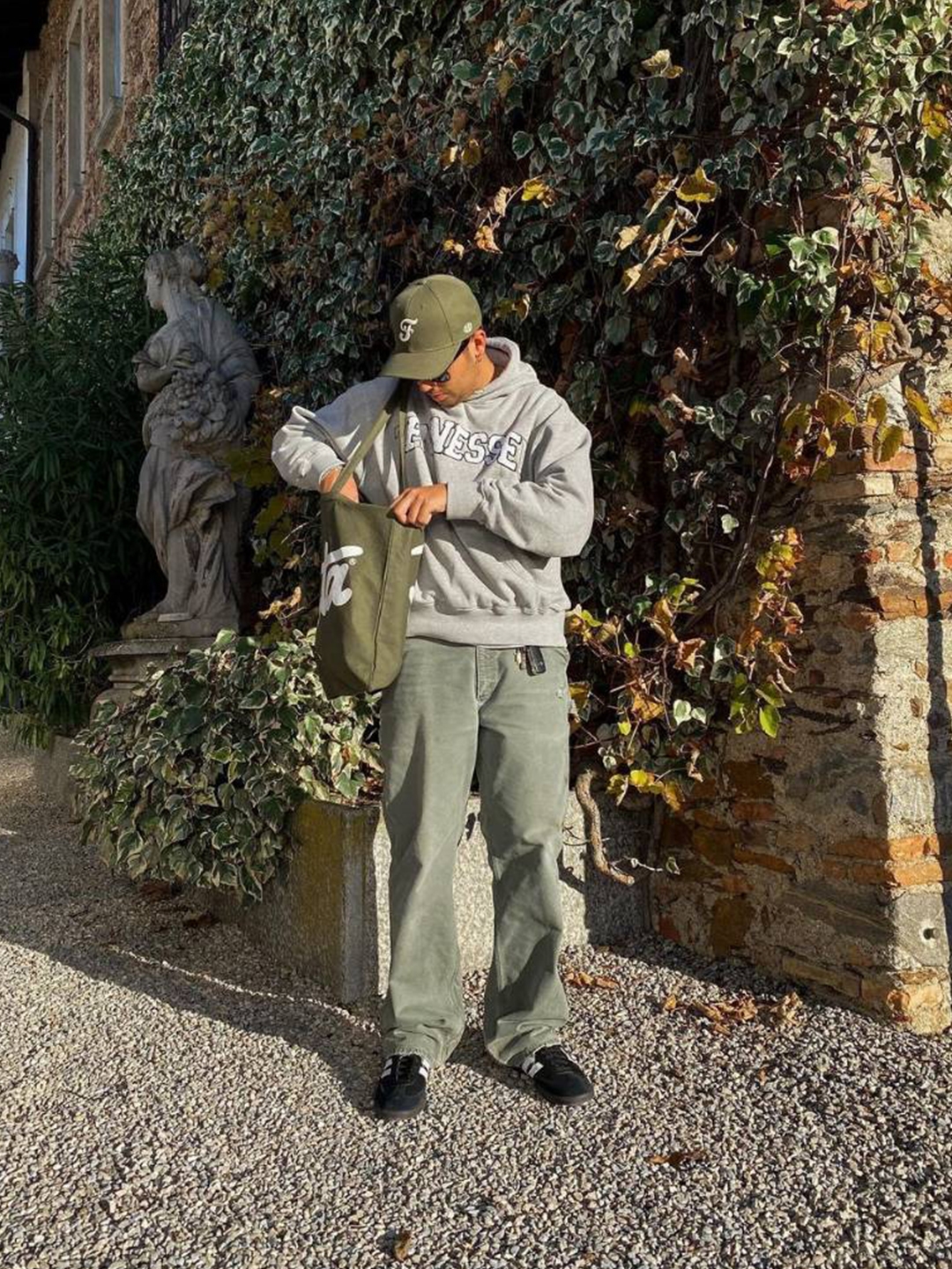 Nike SB Kearny Skate Cargo Pants Medium Olive - Asia, Needles H.D. BDU Pants Olive 착용 스타일 - 4