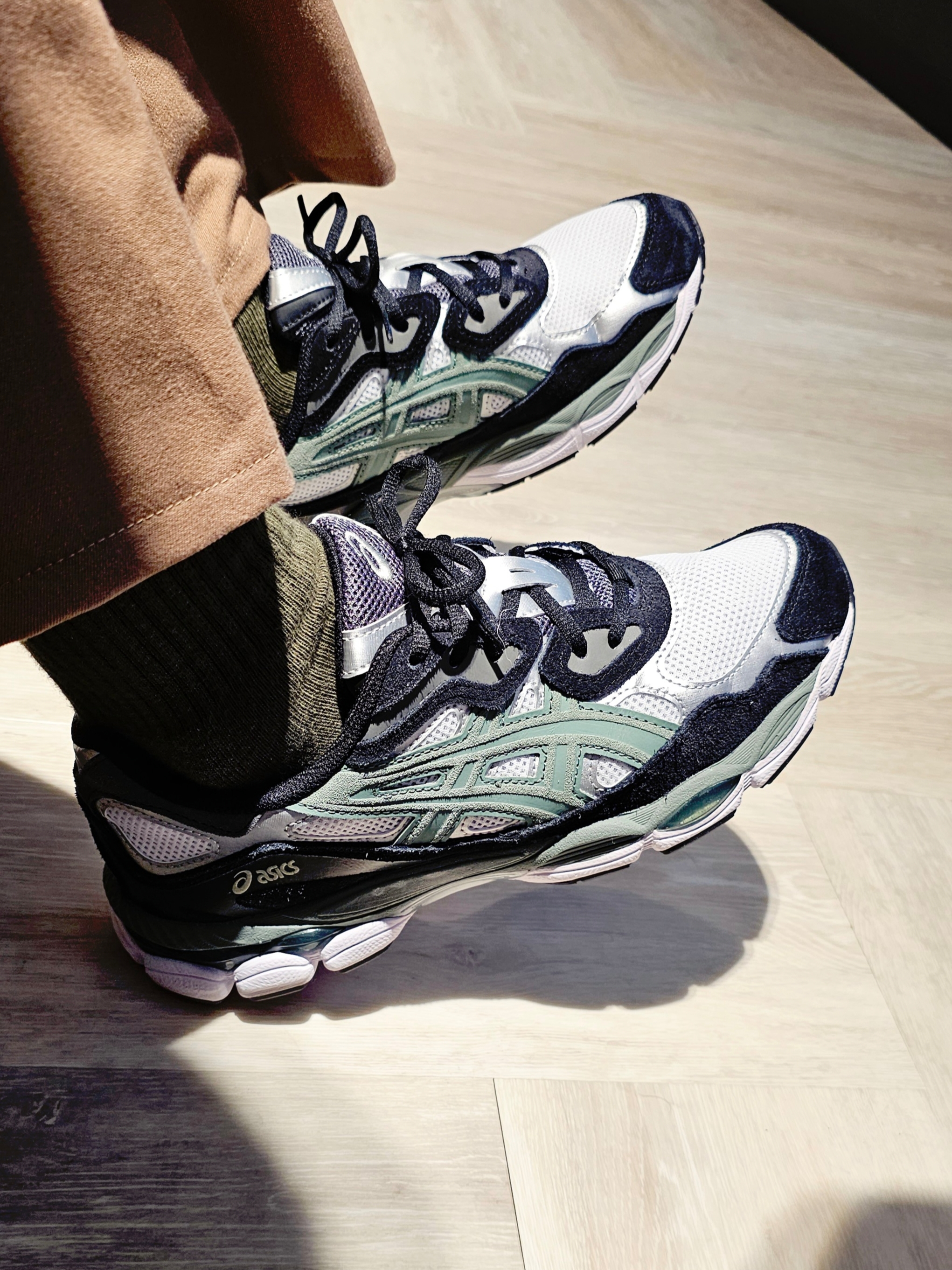 Asics Gel-NYC White Ivy 착용 스타일 - 4
