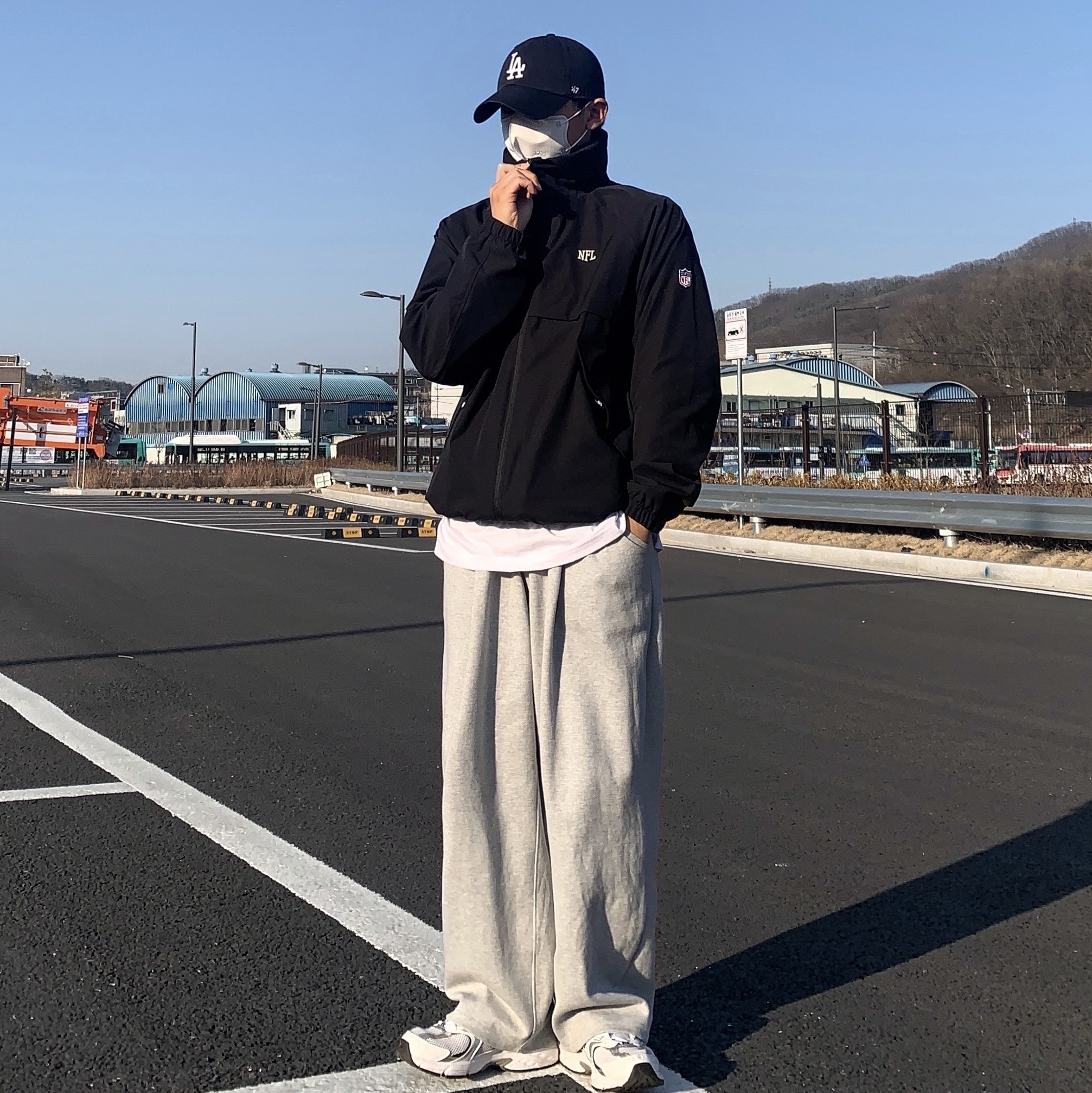 New Balance 530 White 착용 스타일 - 1