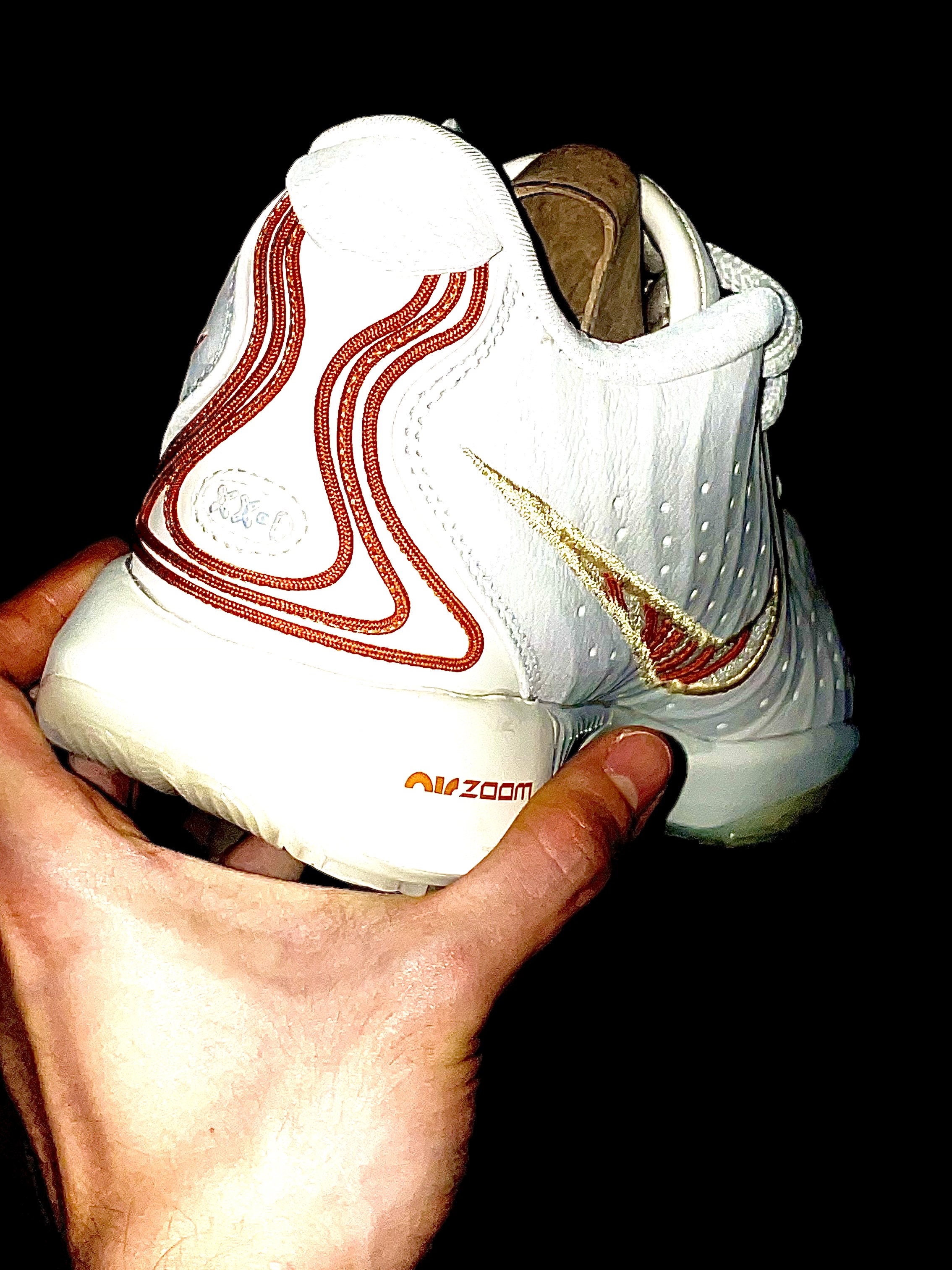 Nike Lebron 21 EP Akoya Light Bone 착용 스타일