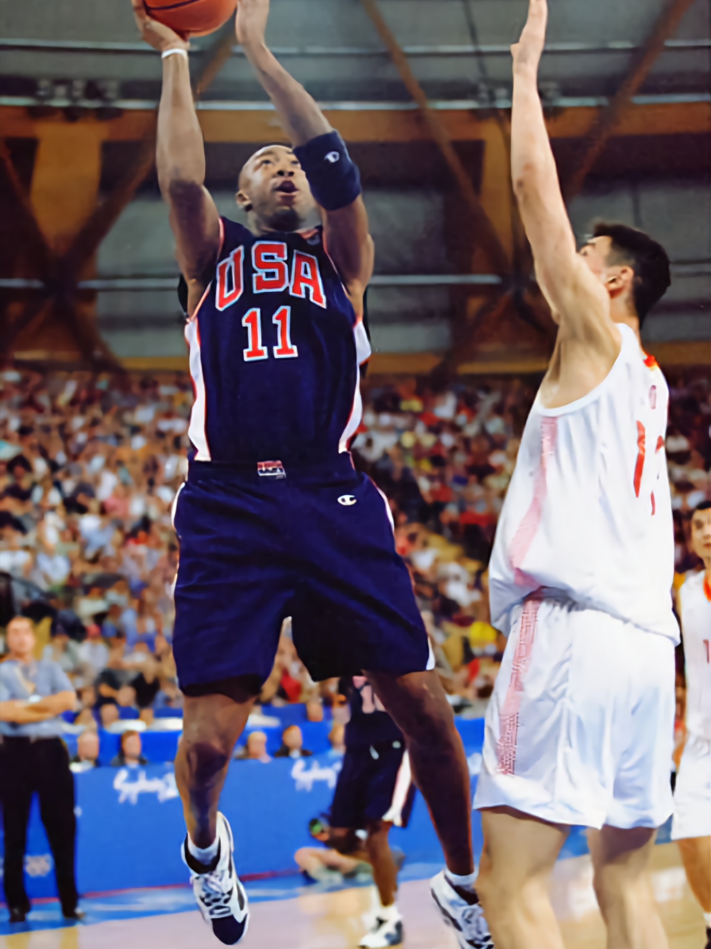 Jordan 6 Retro Olympic Sydney 2000 착용 스타일 - 3