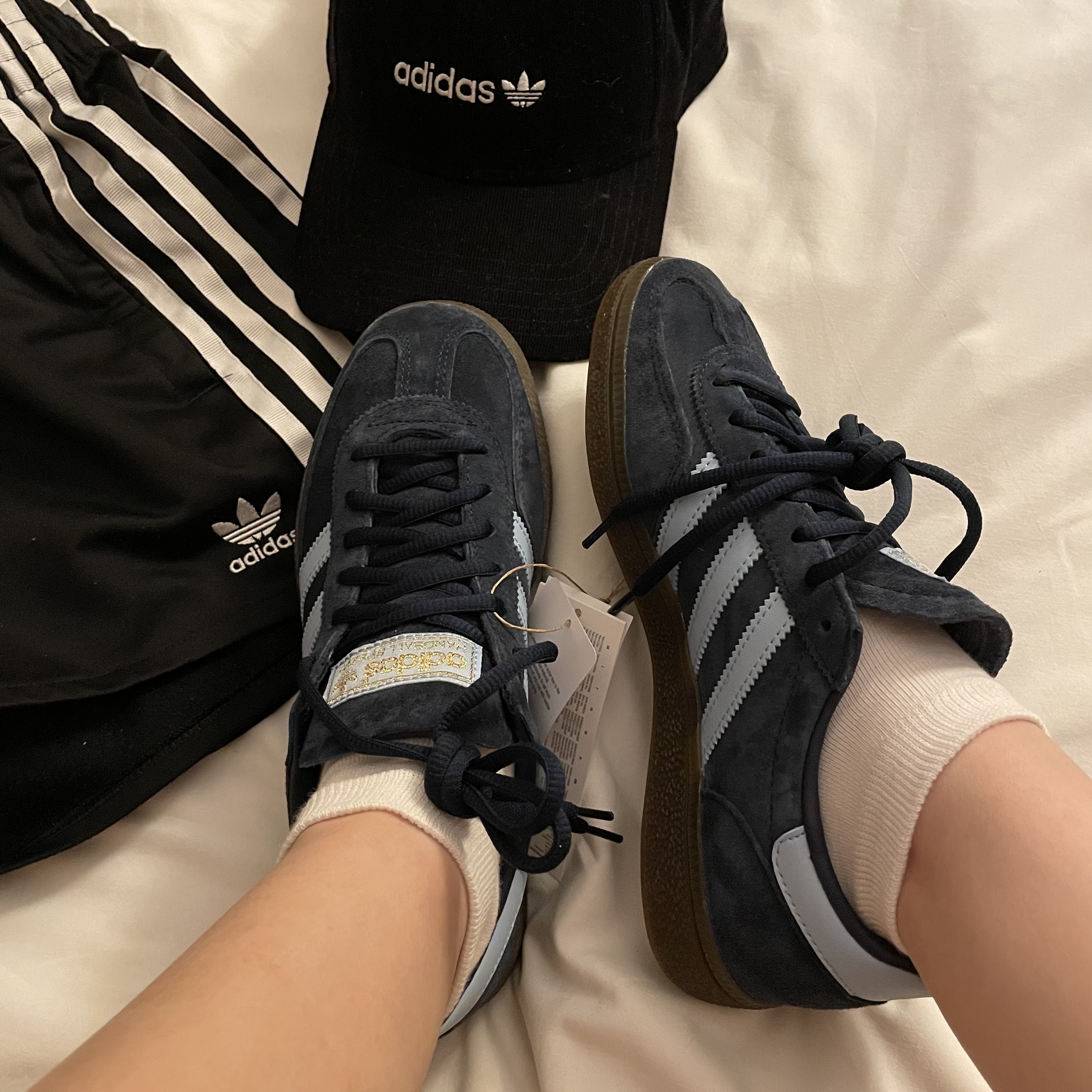Adidas Spezial Handball Collegiate Navy 착용 스타일
