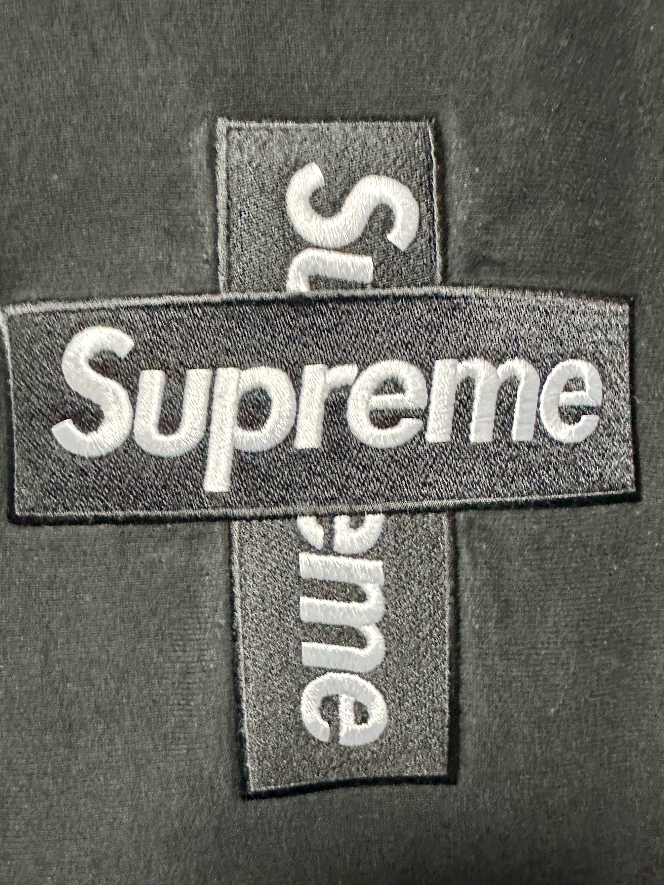 Supreme Cross Box Logo Hooded Sweatshirt Black - 20FW 착용 스타일 - 2