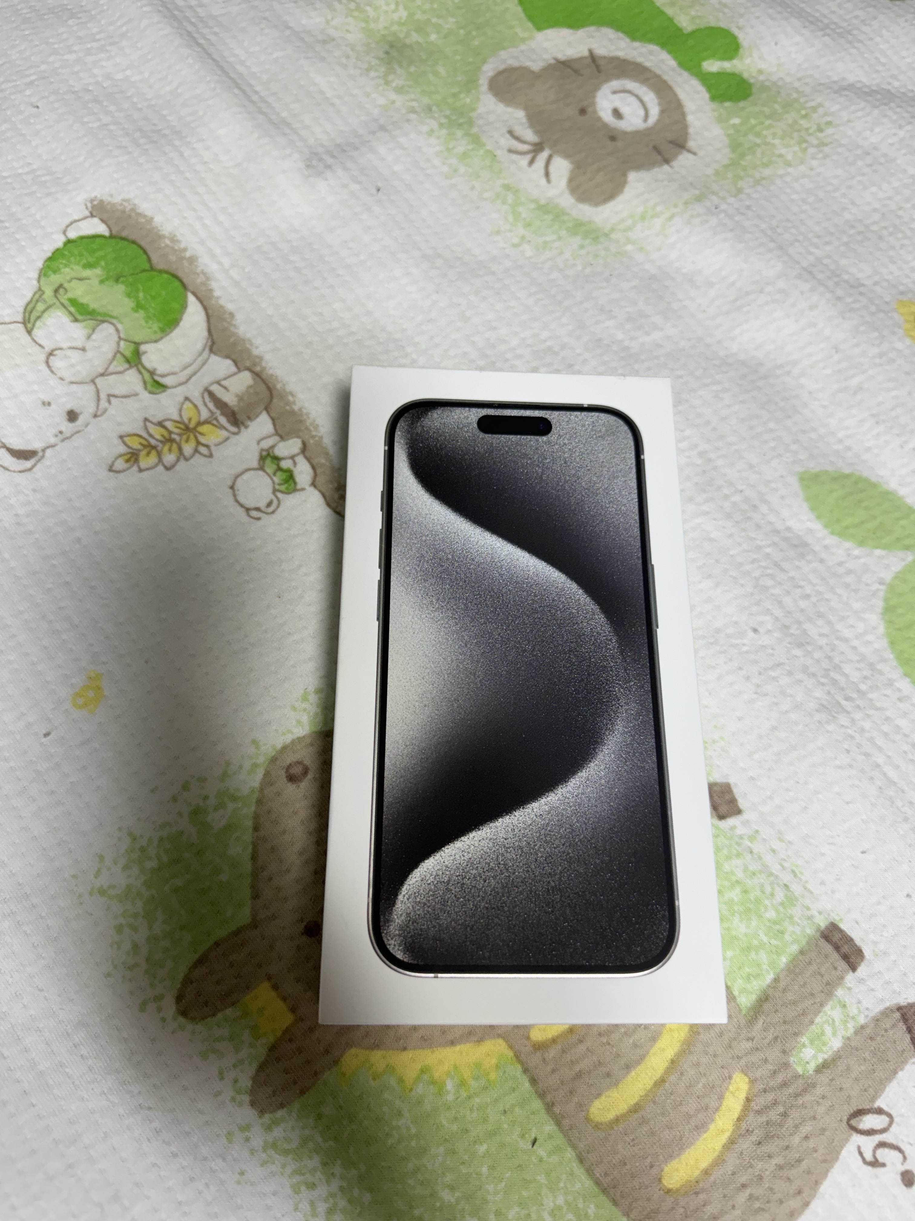 Apple iPhone 15 Pro 256GB White Titanium (Korean Ver.) 착용 스타일