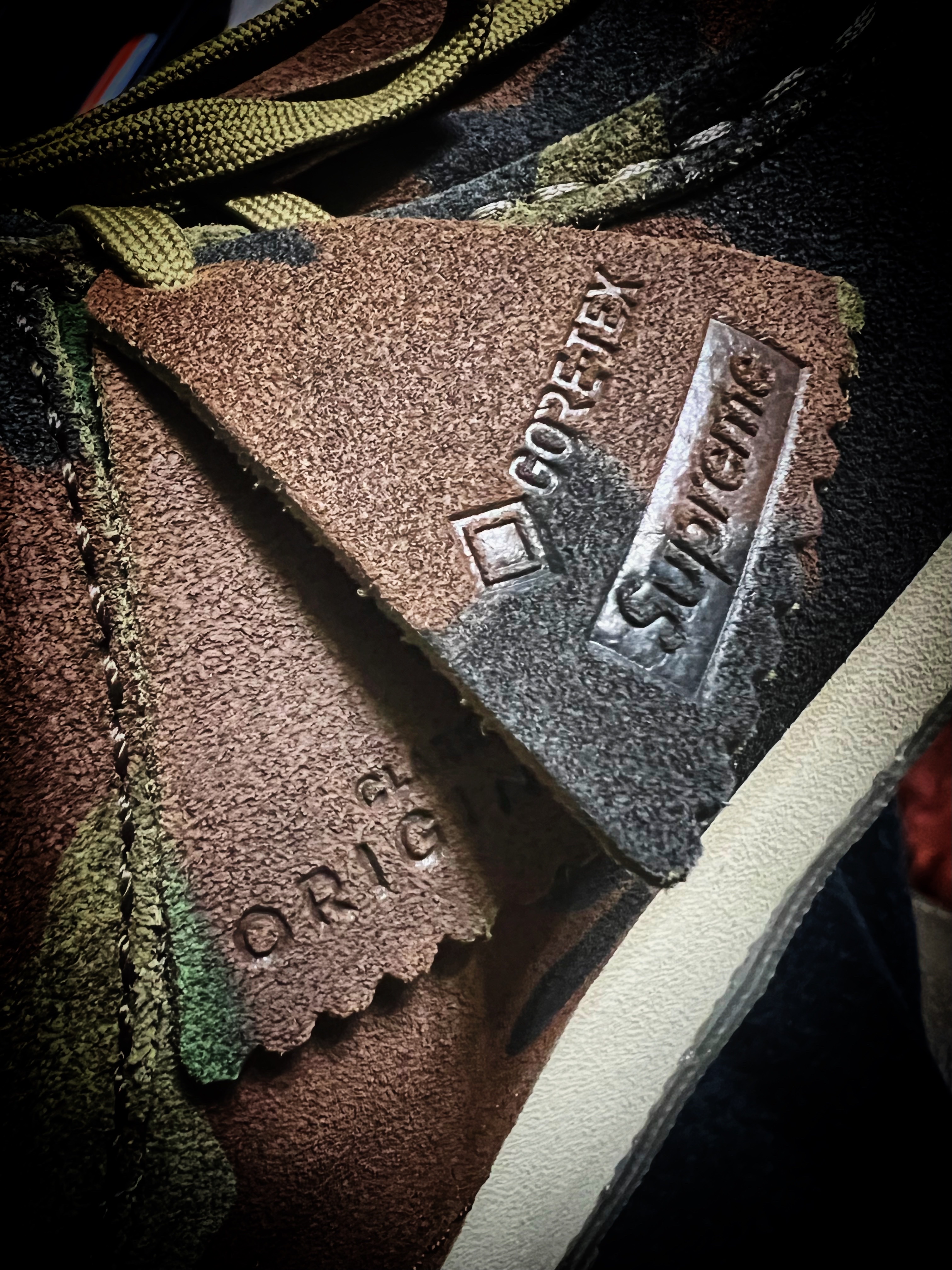 Supreme Military Boonie Olive Prym1 Camo - 22SS, Supreme Griffin Camp Cap Yellow Camo - 22FW 착용 스타일 - 5